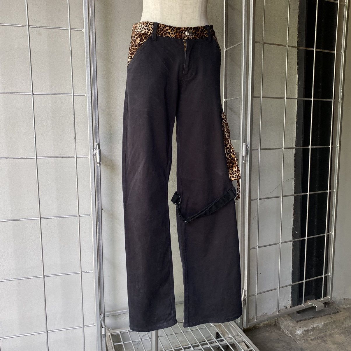 Japanese Brand × Seditionaries HUNDRED CLUB Y2K Punk Black Cargo Pants with Leopard Trim Size 32" / US 10 / IT 46 - 3 Thumbnail