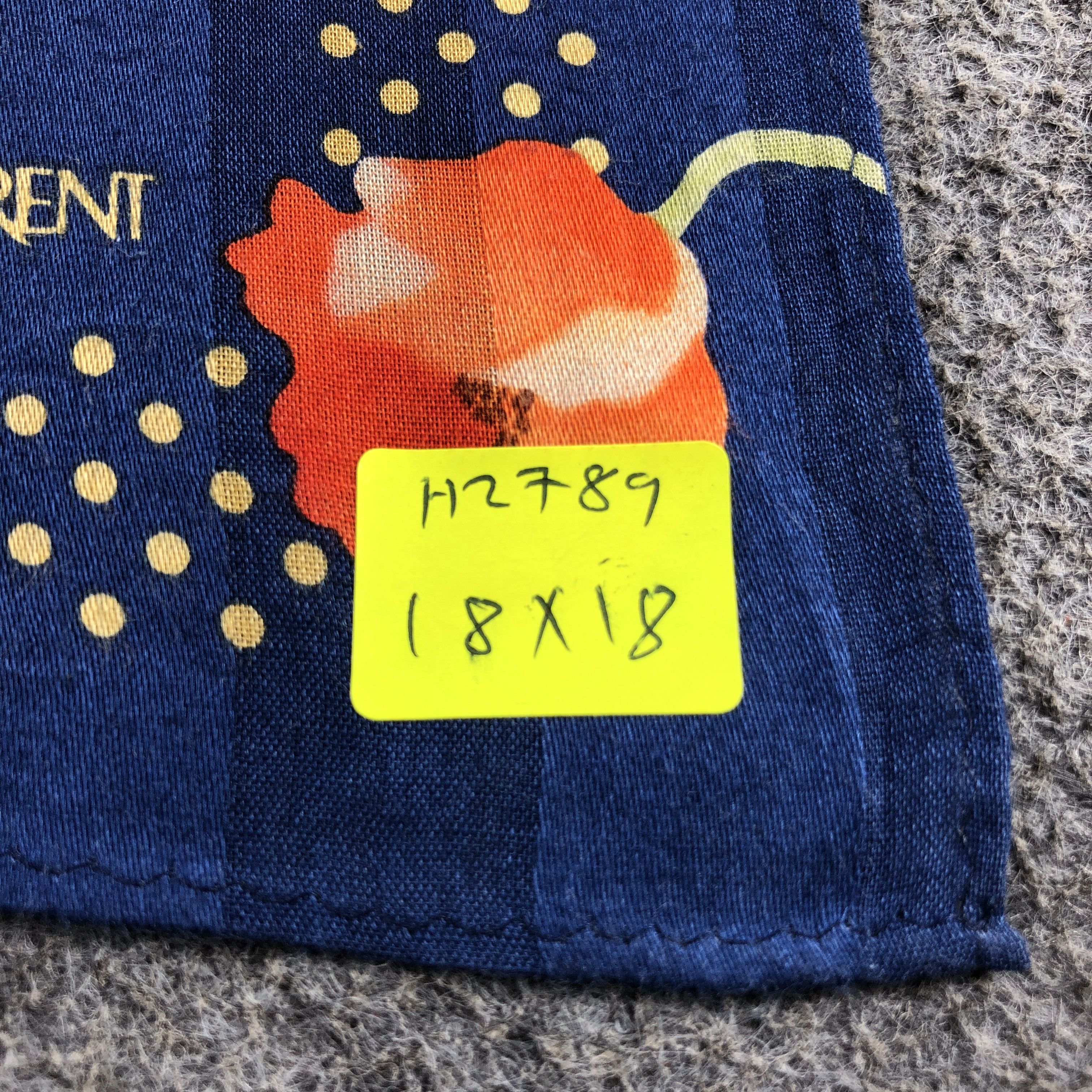 Yves Saint Laurent Yves Saint Laurent Handkerchief Neckerchief Bandana H2789 Size ONE SIZE - 5 Thumbnail