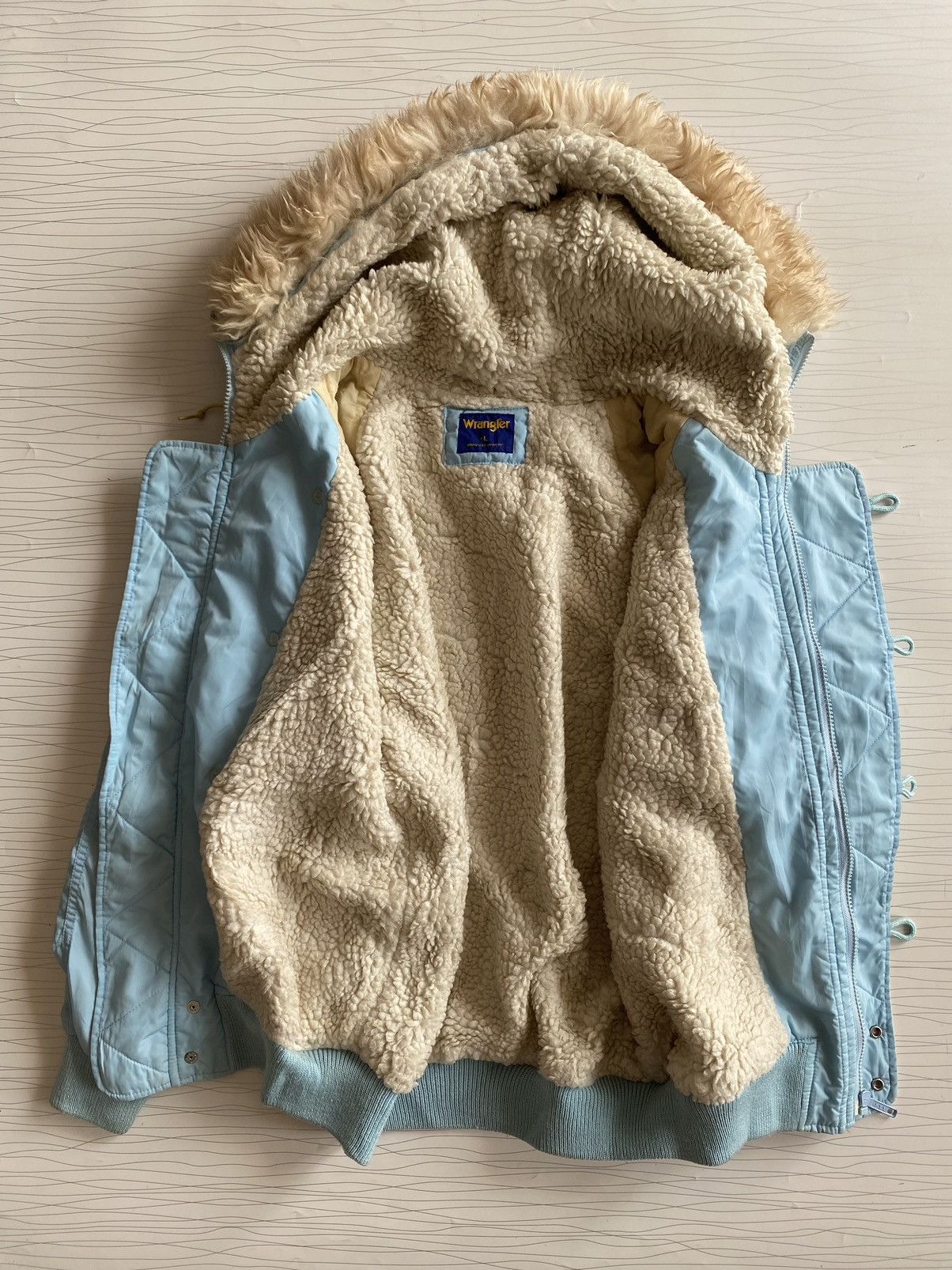 Vintage × Wrangler Vintage Wrangler Lining Fur Hood Bomber Style Flight Jacket Size US L / EU 52-54 / 3 - 14 Thumbnail