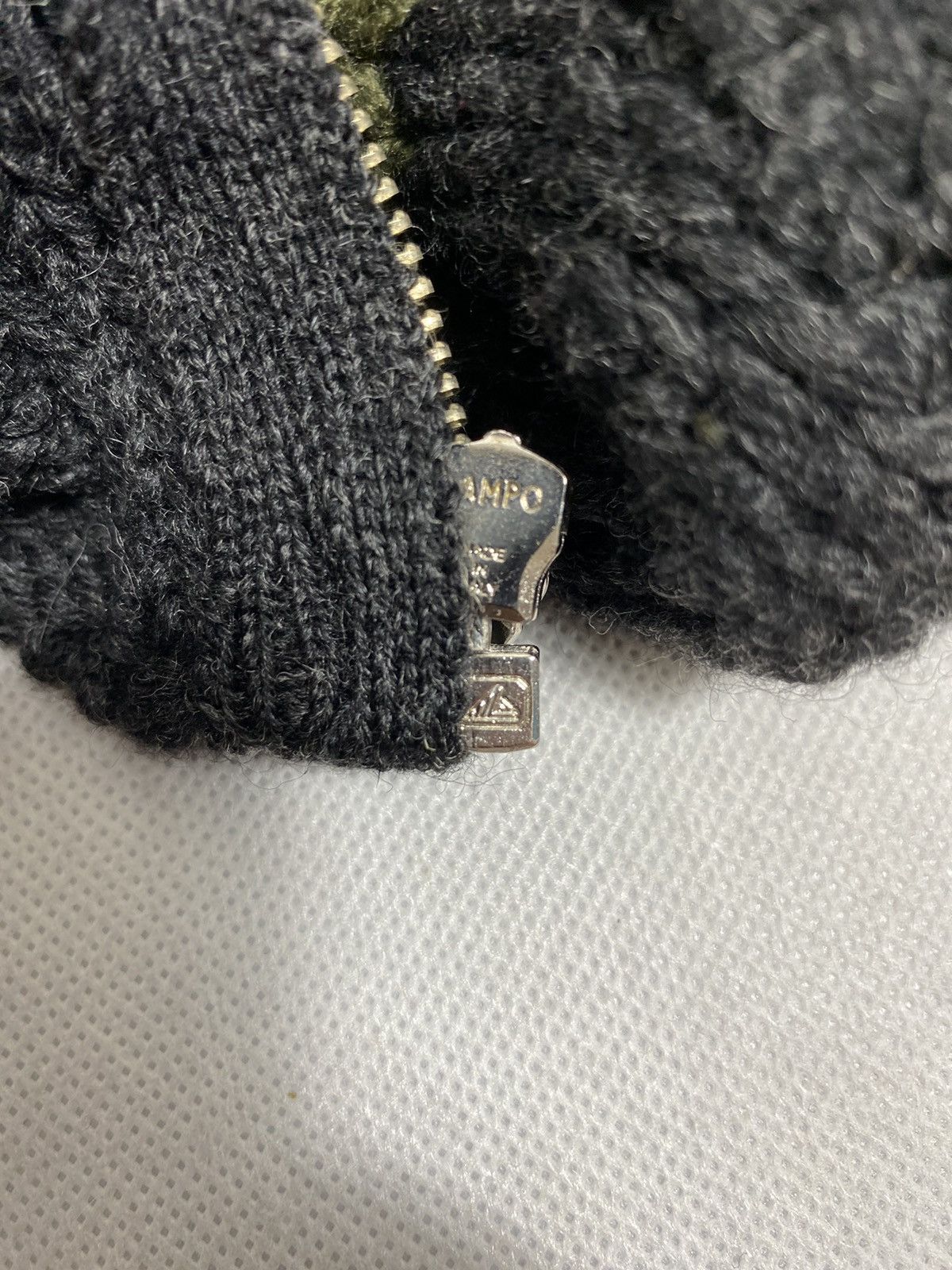 Dolce & Gabbana Vintage D&G Wool Knit Zip Sweater Cardigan size 48 (S-M) Size US S / EU 44-46 / 1 - 6 Thumbnail