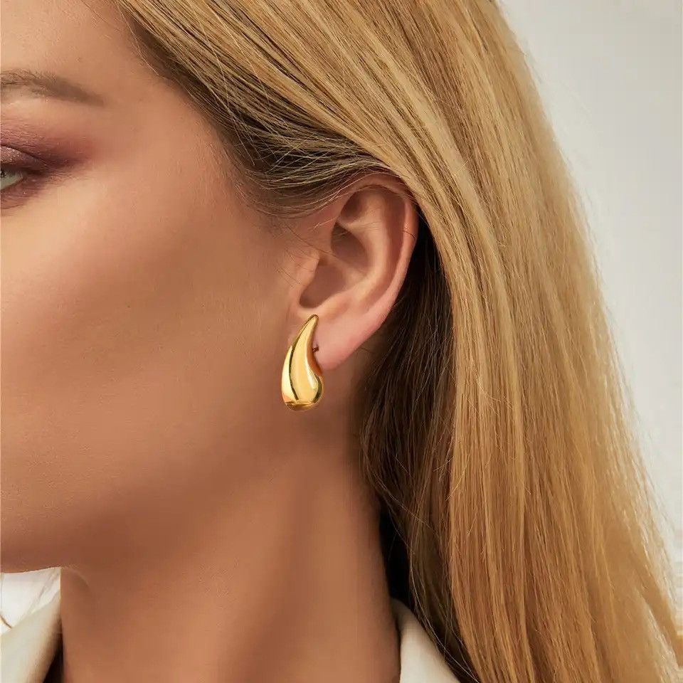 Other Chic Teardrop Earrings Size ONE SIZE - 3 Thumbnail