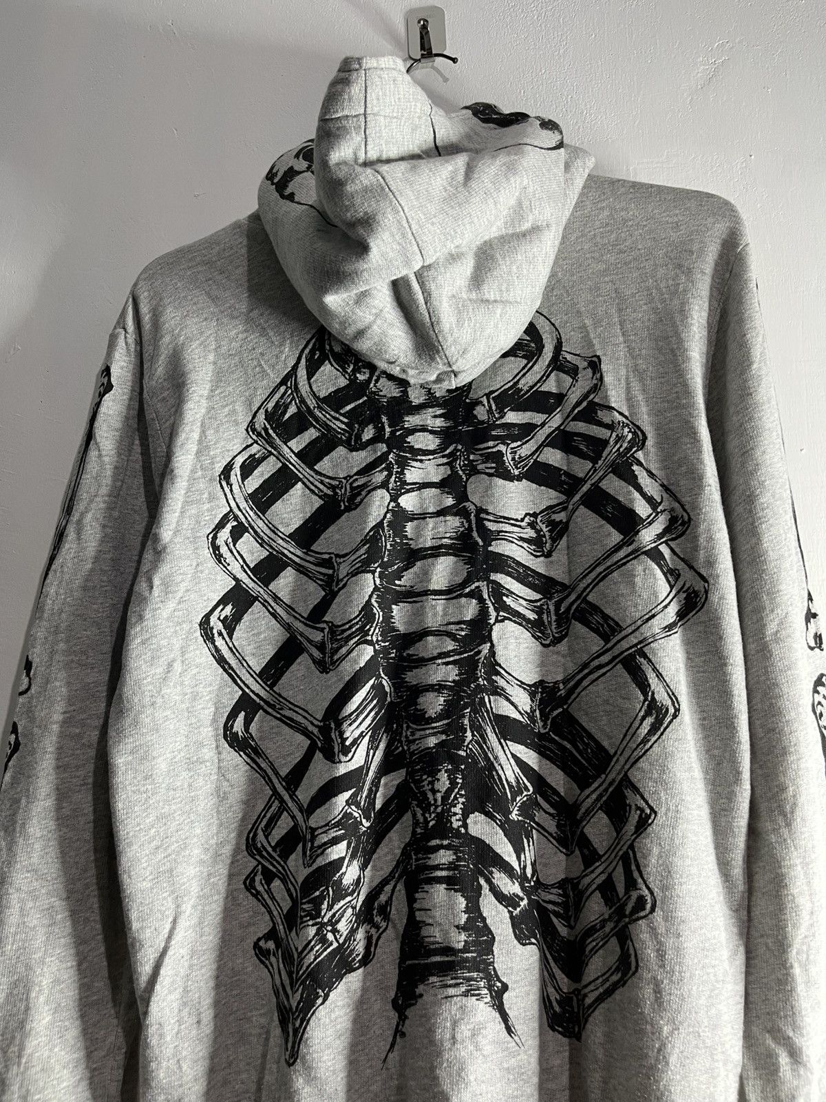 Hysteric Glamour 2000s glad news crazy skeleton studed faux fur hoodie Size US L / EU 52-54 / 3 - 8 Thumbnail