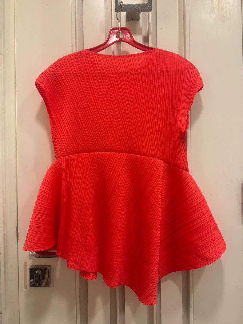 Issey Miyake issey miyake size:3 Red vest Size XXS / US 00 / IT 34 - 2 Thumbnail