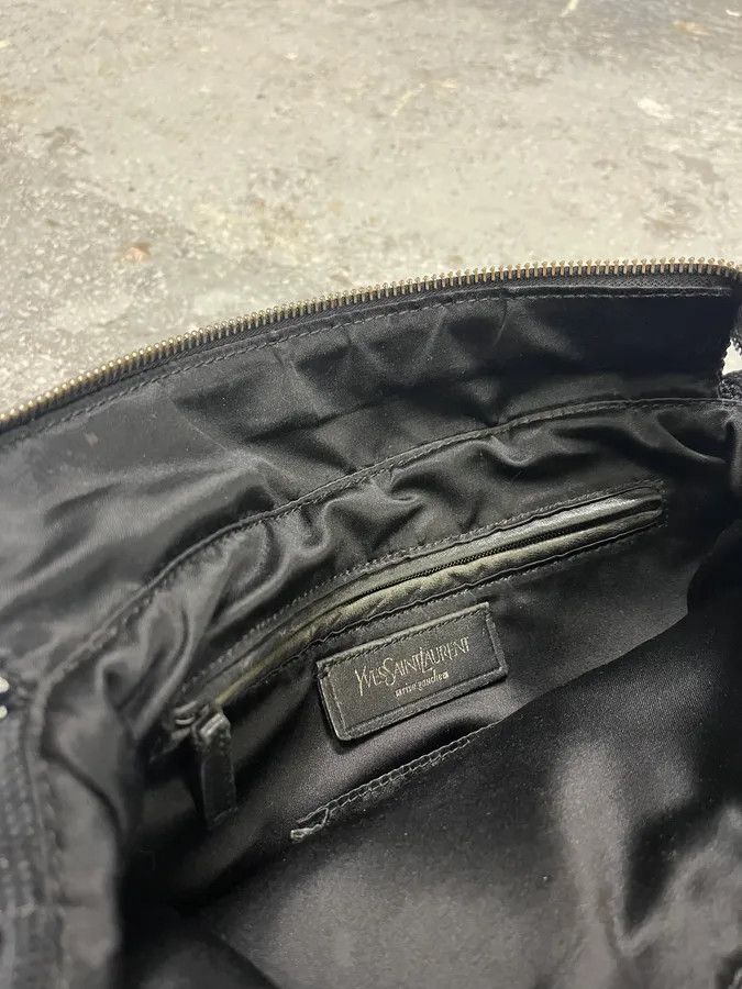 Yves Saint Laurent 2000s Yves Saint Laurent Zip Black Handle Bag Size ONE SIZE - 11 Thumbnail