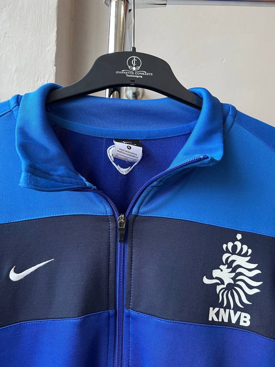 Nike NETHERLANDS NATIONAL TEAM TRAINING SOCCER FOOTBALL JACKET XL Size US XL / EU 56 / 4 - 3 Thumbnail
