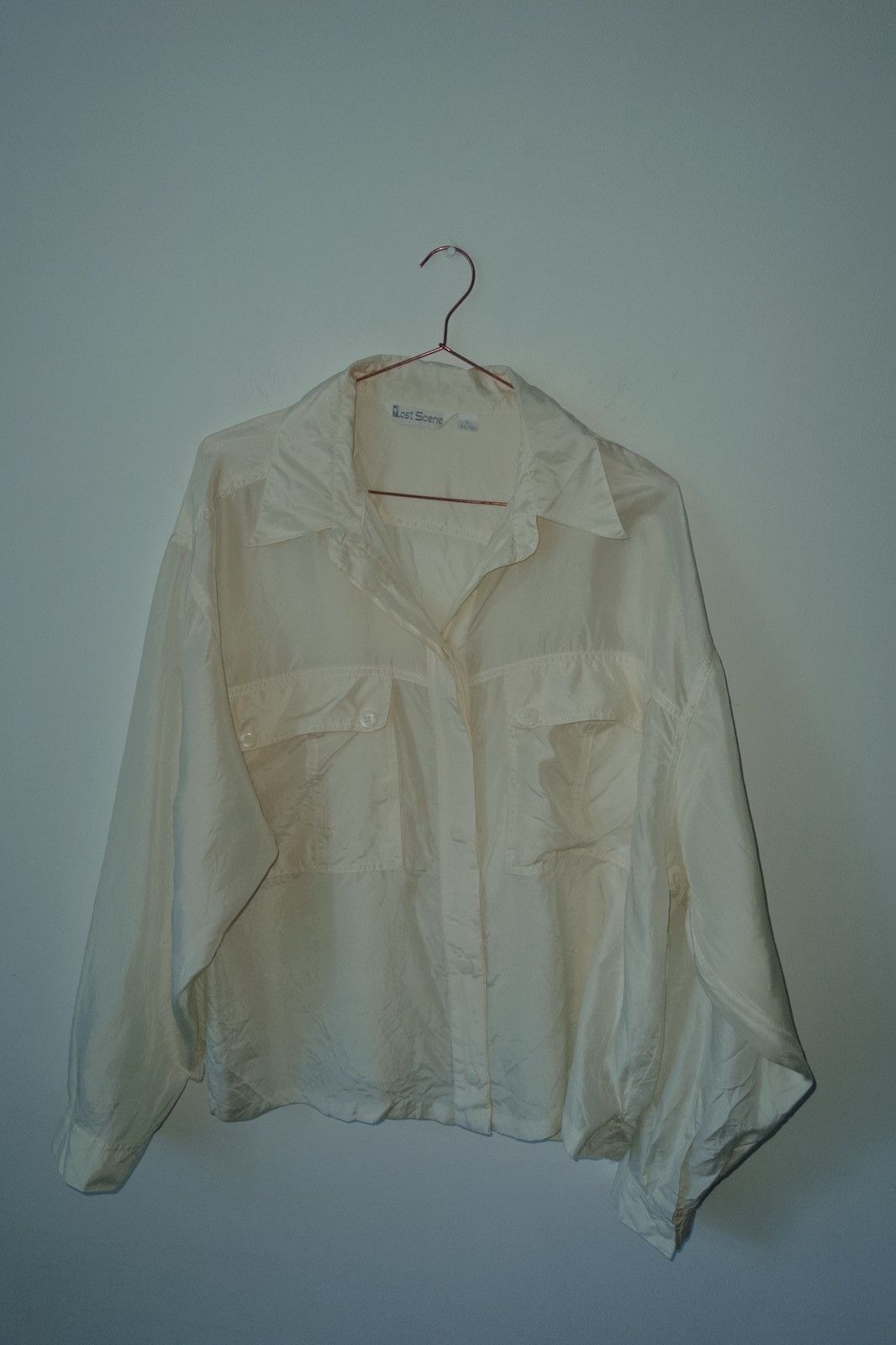 Vintage 100% Silk oversized shirt Size L / US 10 / IT 46 - 1 Thumbnail