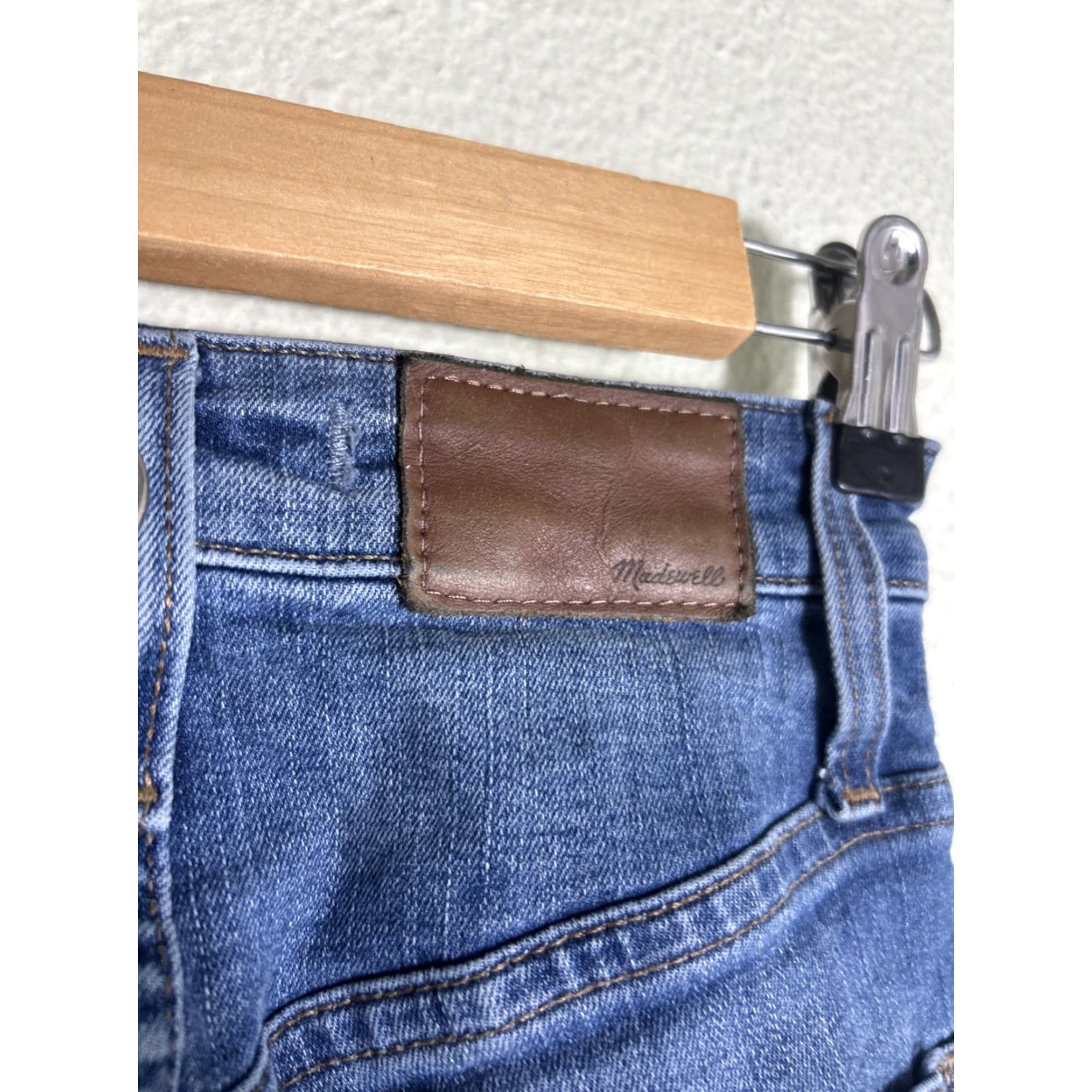 Madewell Madewell Curvy High Rise Skinny Jeans Size 23x28 Medium Wash Raw Hem Women Jeans Size 40" / US 18 - 7 Thumbnail