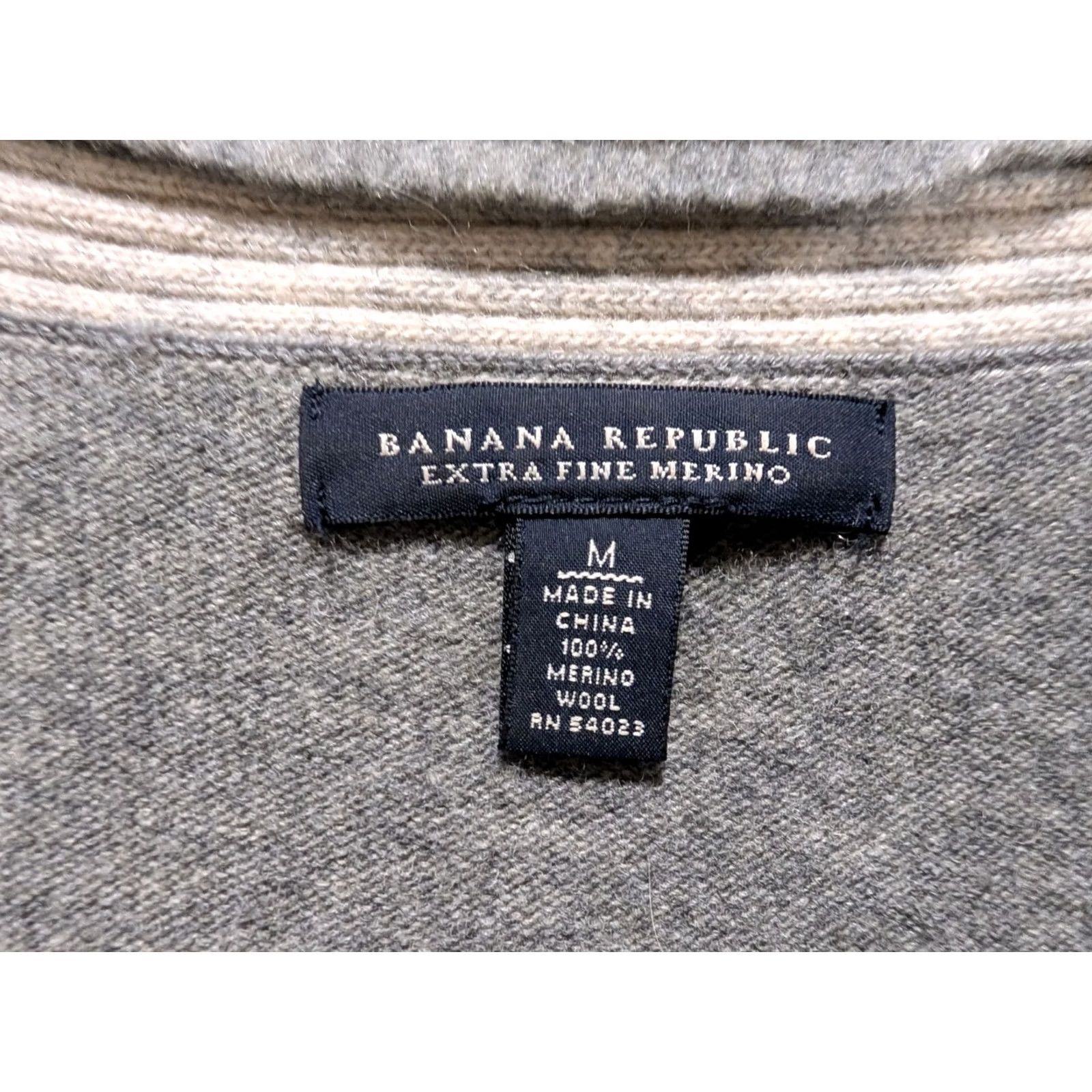 Banana Republic VINTAGE Banana Republic Merino Wool Striped Cardigan Sweater with Pockets Size M Size M / US 6-8 / IT 42-44 - 2 Thumbnail