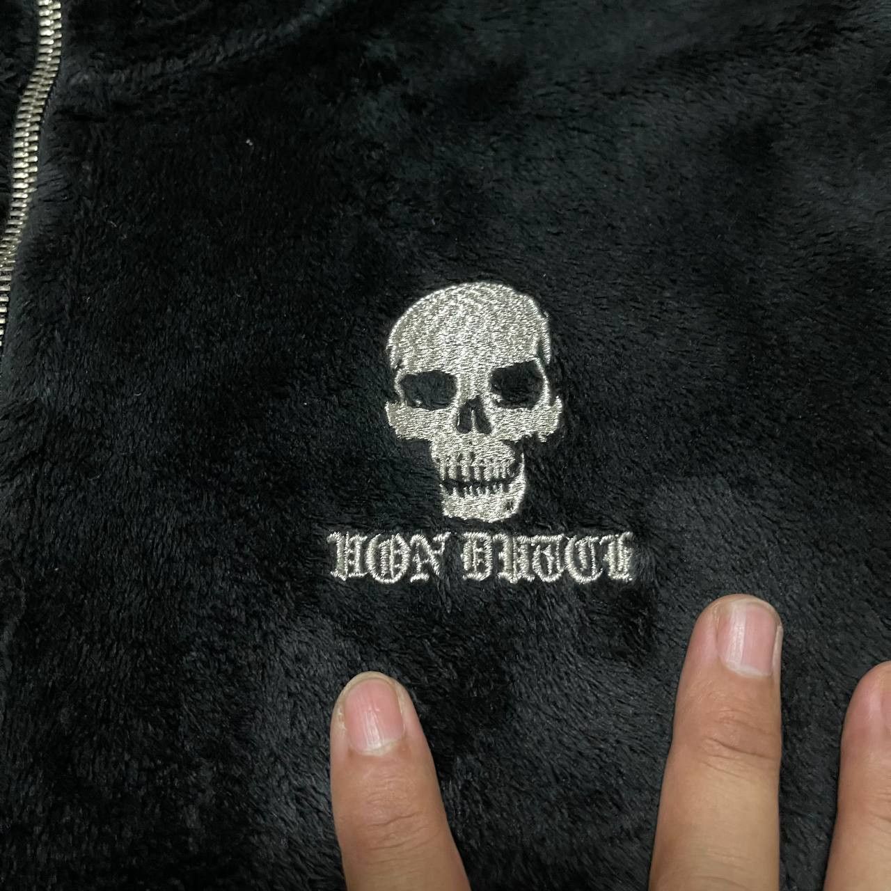Von Dutch Vintage Von Dutch Skulls Embroidered Zipper Hoodie Size US M / EU 48-50 / 2 - 5 Thumbnail