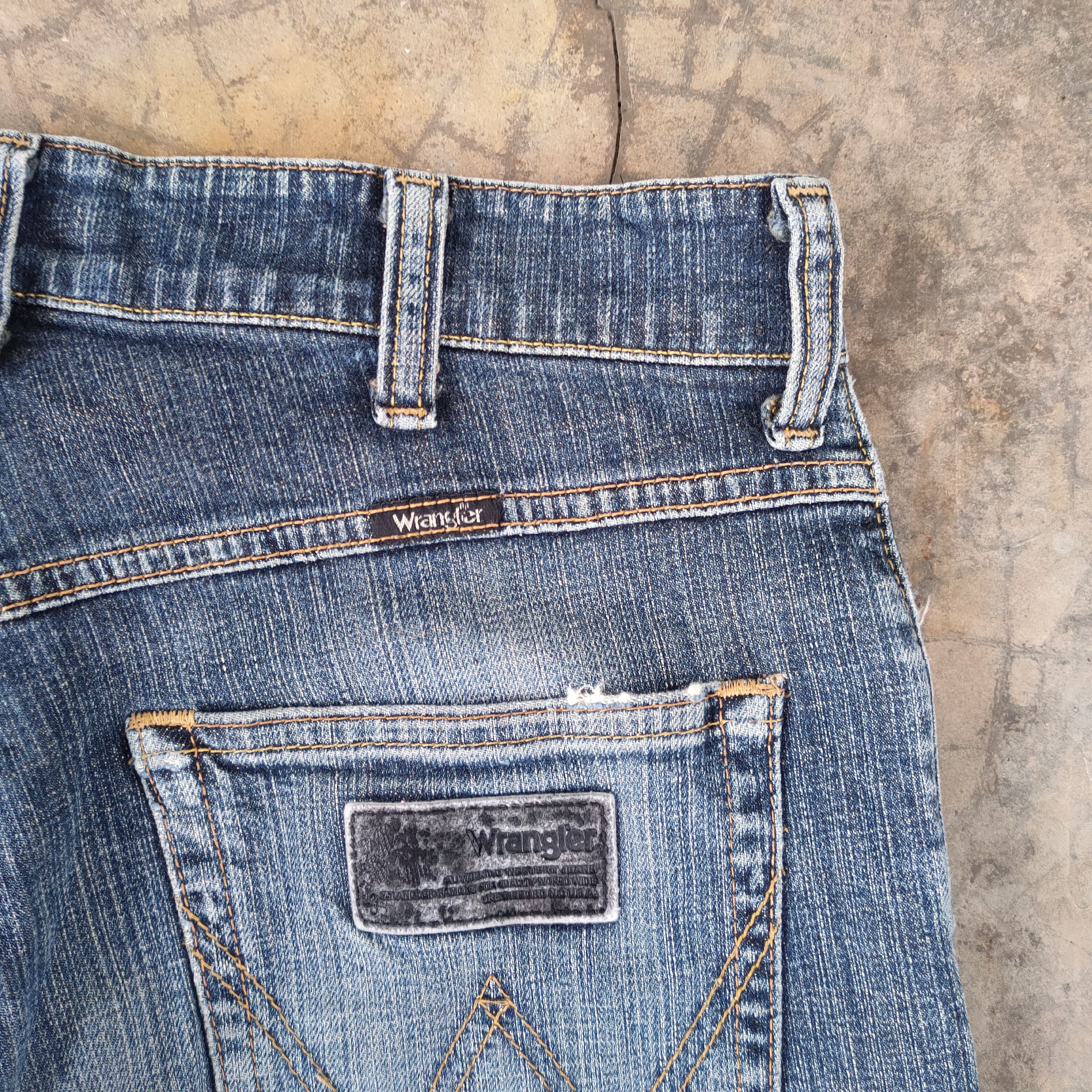 Wrangler W30 VINTAGE WRANGLER FADED DISTRESSED JEAN DENIM PANTS Size US 30 / EU 46 - 11 Thumbnail