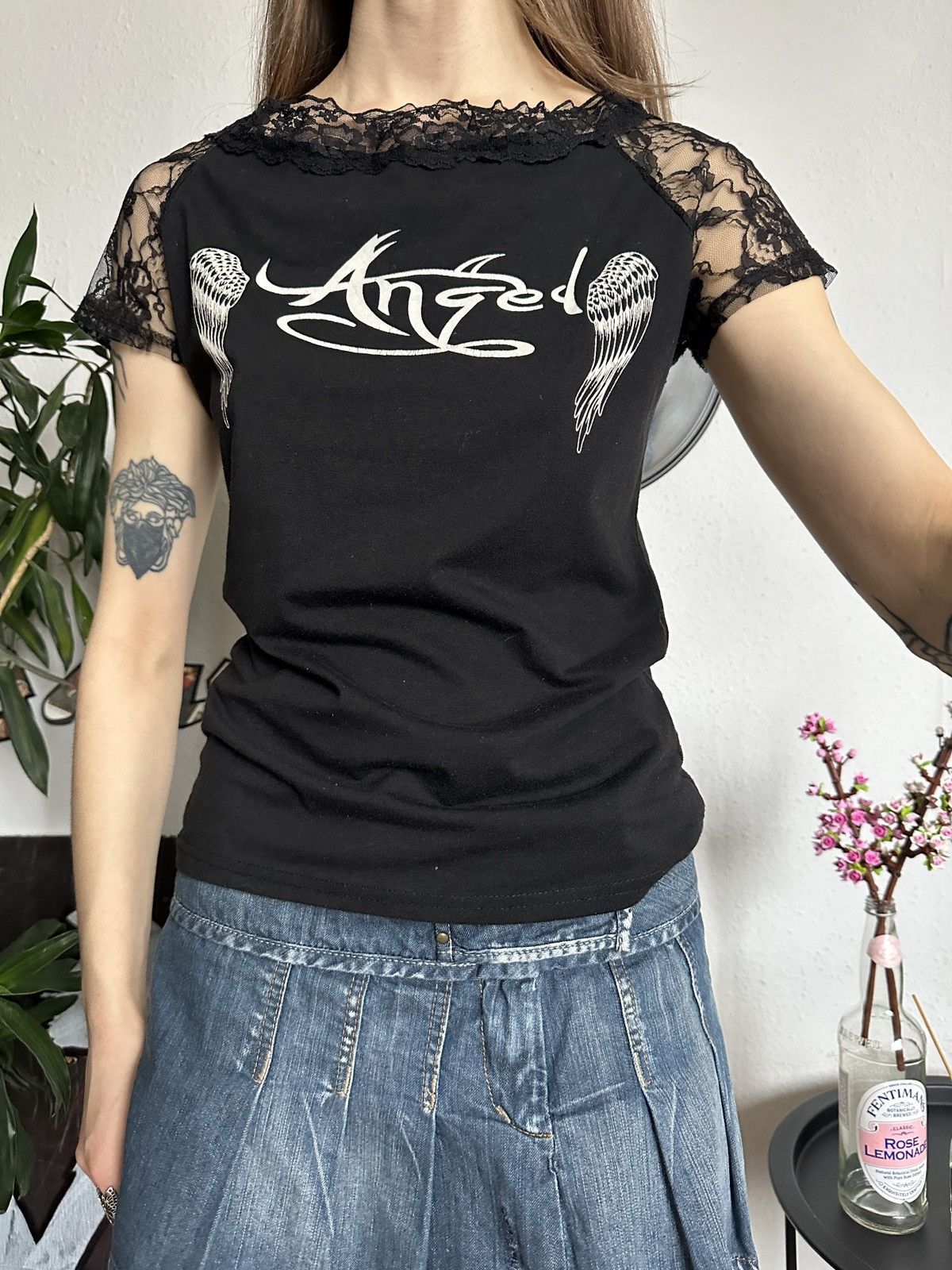 Affliction Punky Sexy Lace Angel Wings Printed Cut out T-Shirt Size ONE SIZE - 5 Thumbnail