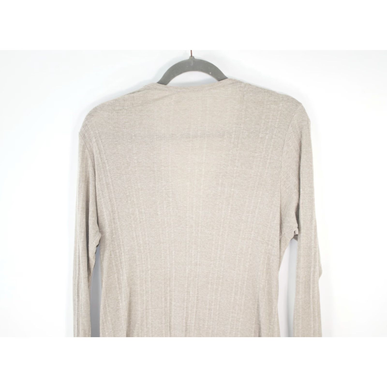 Essentials Womens Essentials Cardigan Sweater Long Button Front V-Neck Beige M NWOT Size XXL / US 16-18 / IT 52-54 - 4 Thumbnail