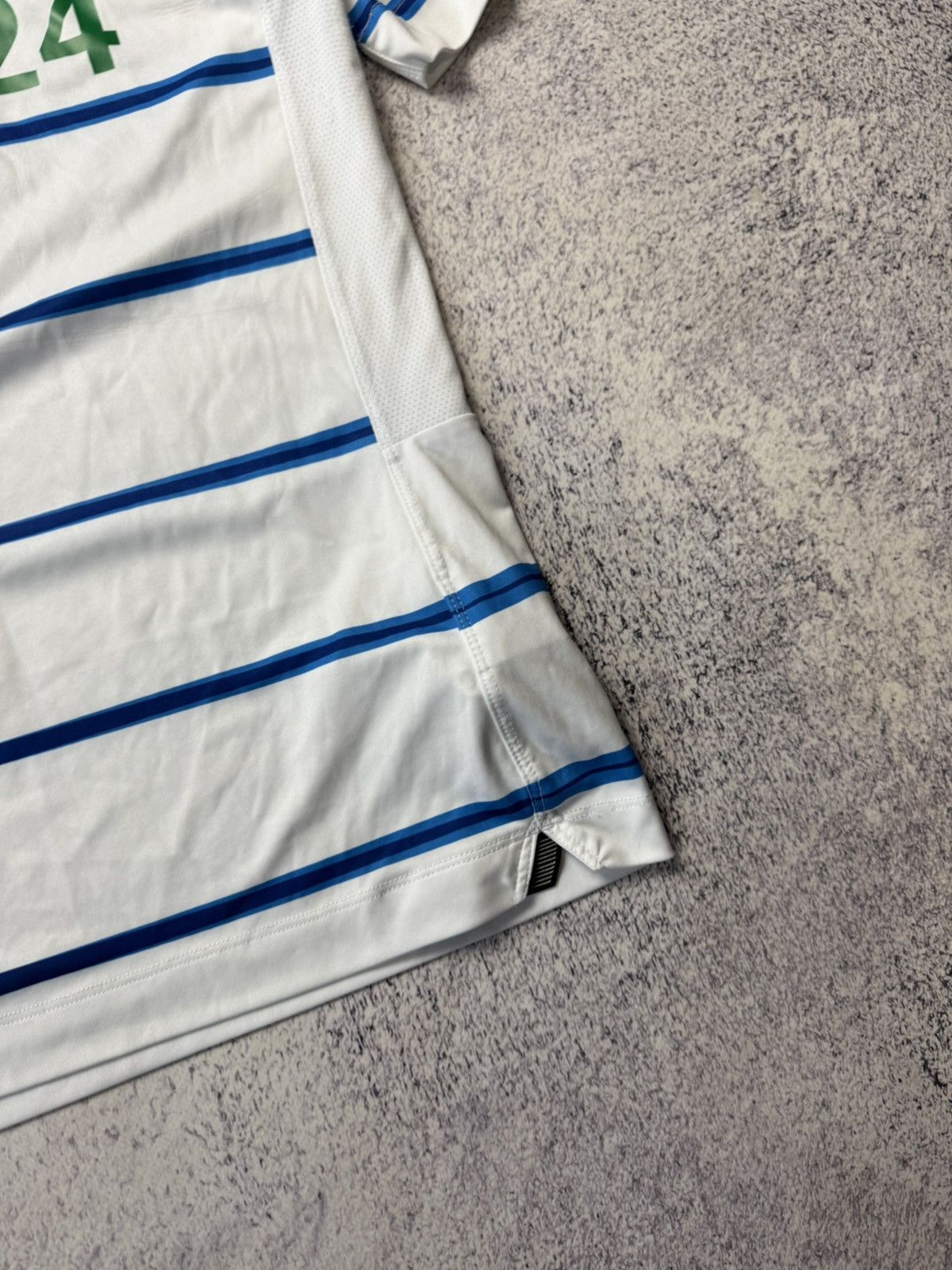 New Balance Vintage New Balance Dynamo Kyiv Jersey A Bank #6 Size US M / EU 48-50 / 2 - 8 Thumbnail