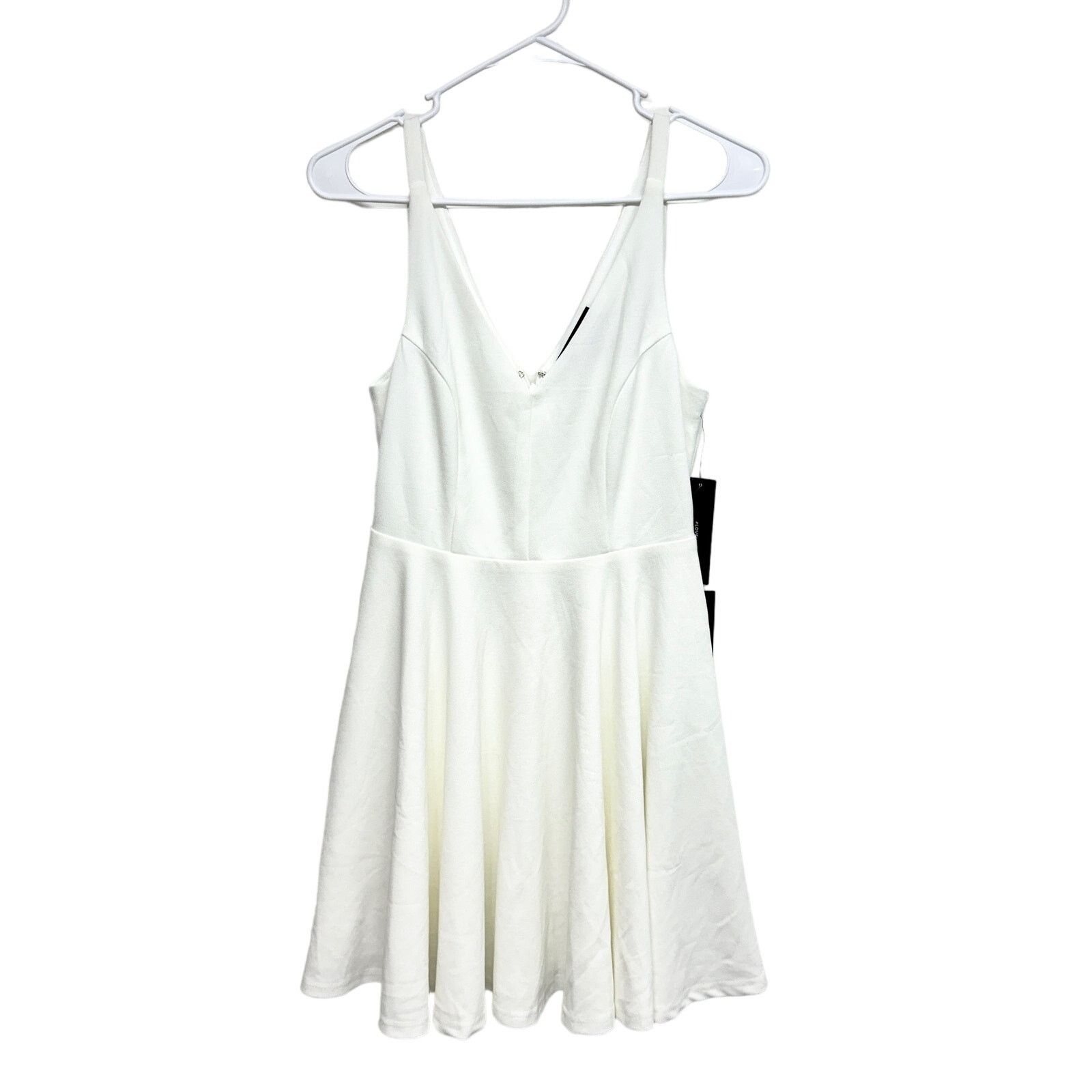 Other UK Lulus White Darling Delight White Skater Mini Dress S NWT Size S / US 4 / IT 40 - 2 Thumbnail