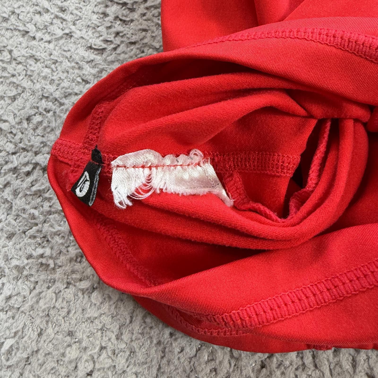 Virgil Abloh AYBL Red Seamless Gym Shorts Women XS Compression High Waist Size 28" / US 6 / IT 42 - 4 Thumbnail