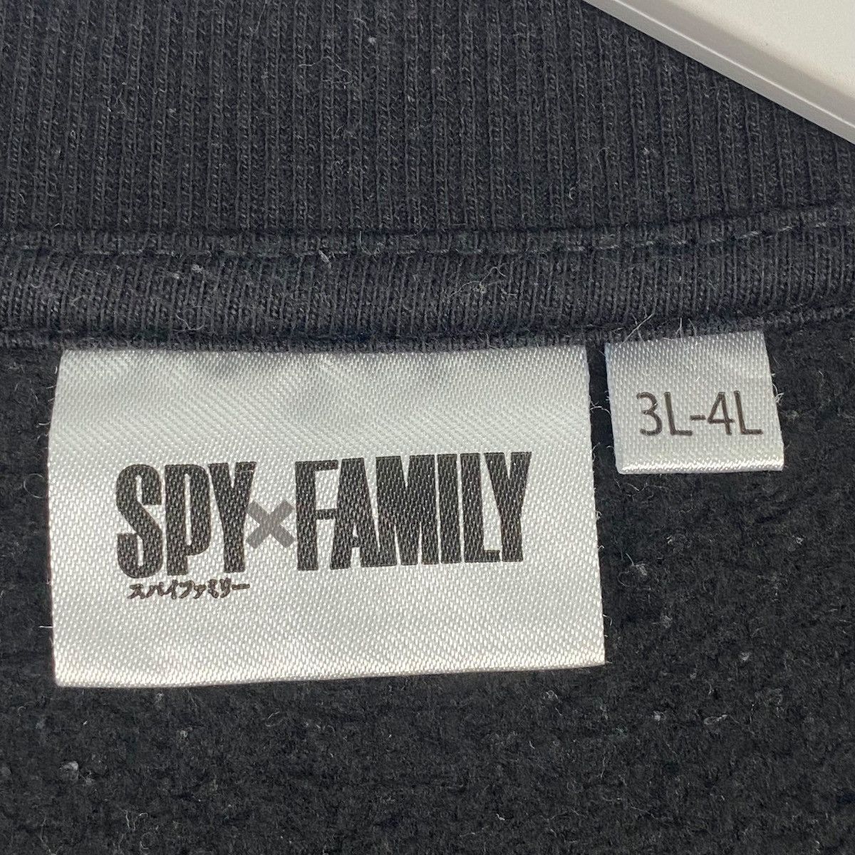 Other Vintage SPY X FAMILY Crewneck Sweatshirt Black Size L Size US L / EU 52-54 / 3 - 6 Thumbnail