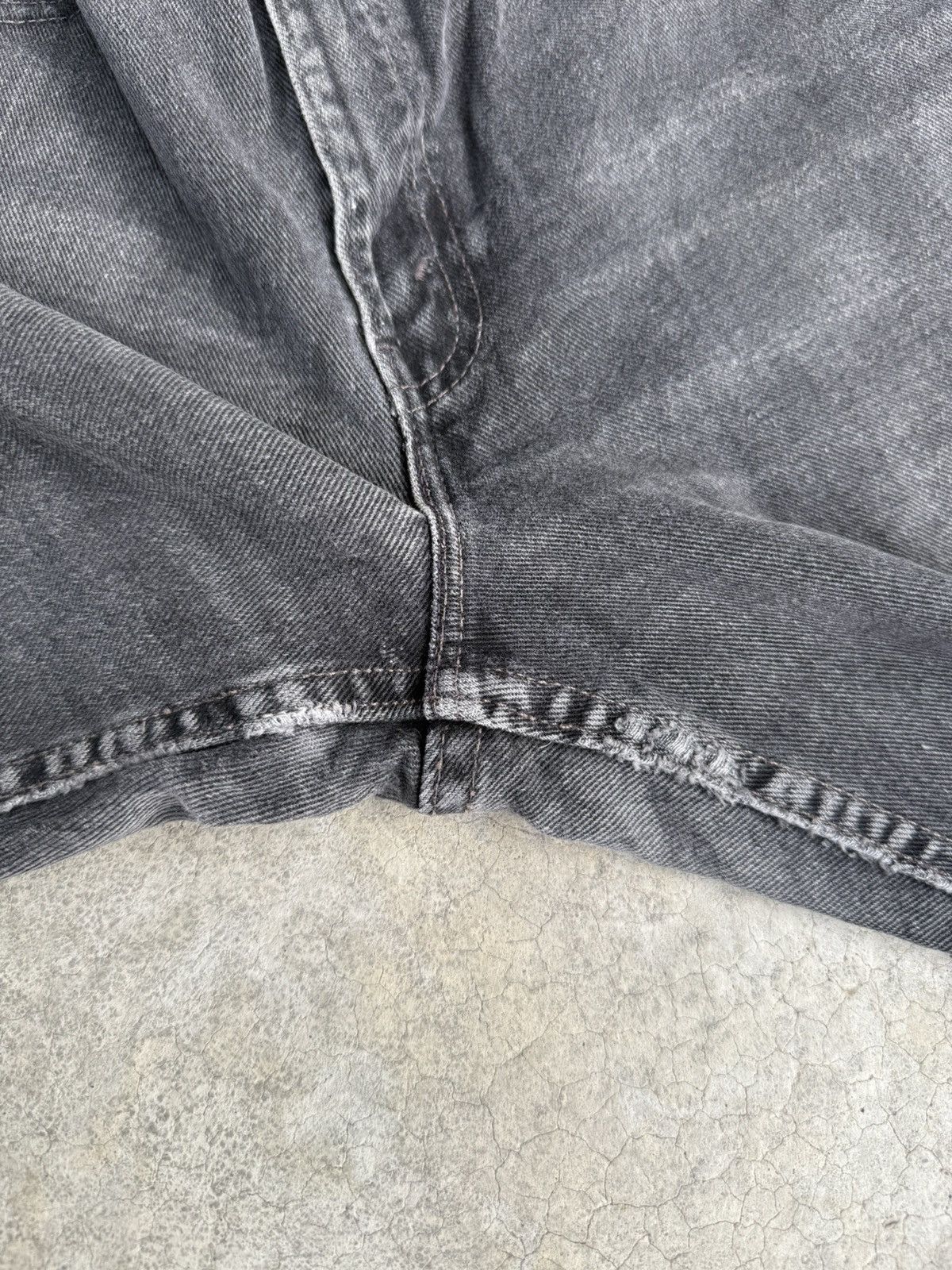 Levi's Y2k Levi’s 550 Distressed Jeans Relaxed Fit Size US 31 - 19 Thumbnail