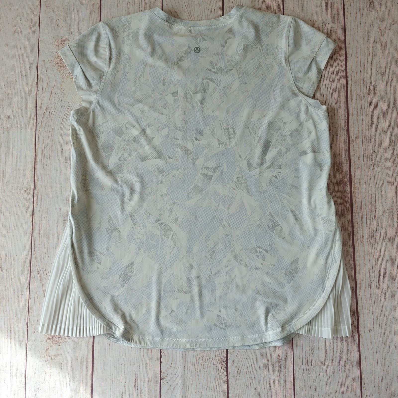 Lululemon Lululemon Just Pleat It Short Sleeve Top Jasmine White Multi Size M / US 6-8 / IT 42-44 - 5 Thumbnail