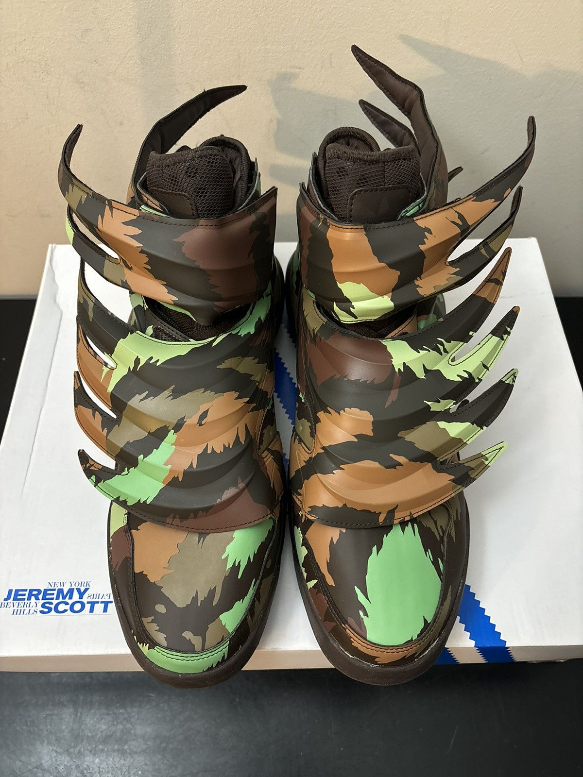 Adidas × Jeremy Scott adidas JS Jeremy Scott Wings 3.0 Sauvage Camo Print Size US 13 / EU 46 - 2 Thumbnail