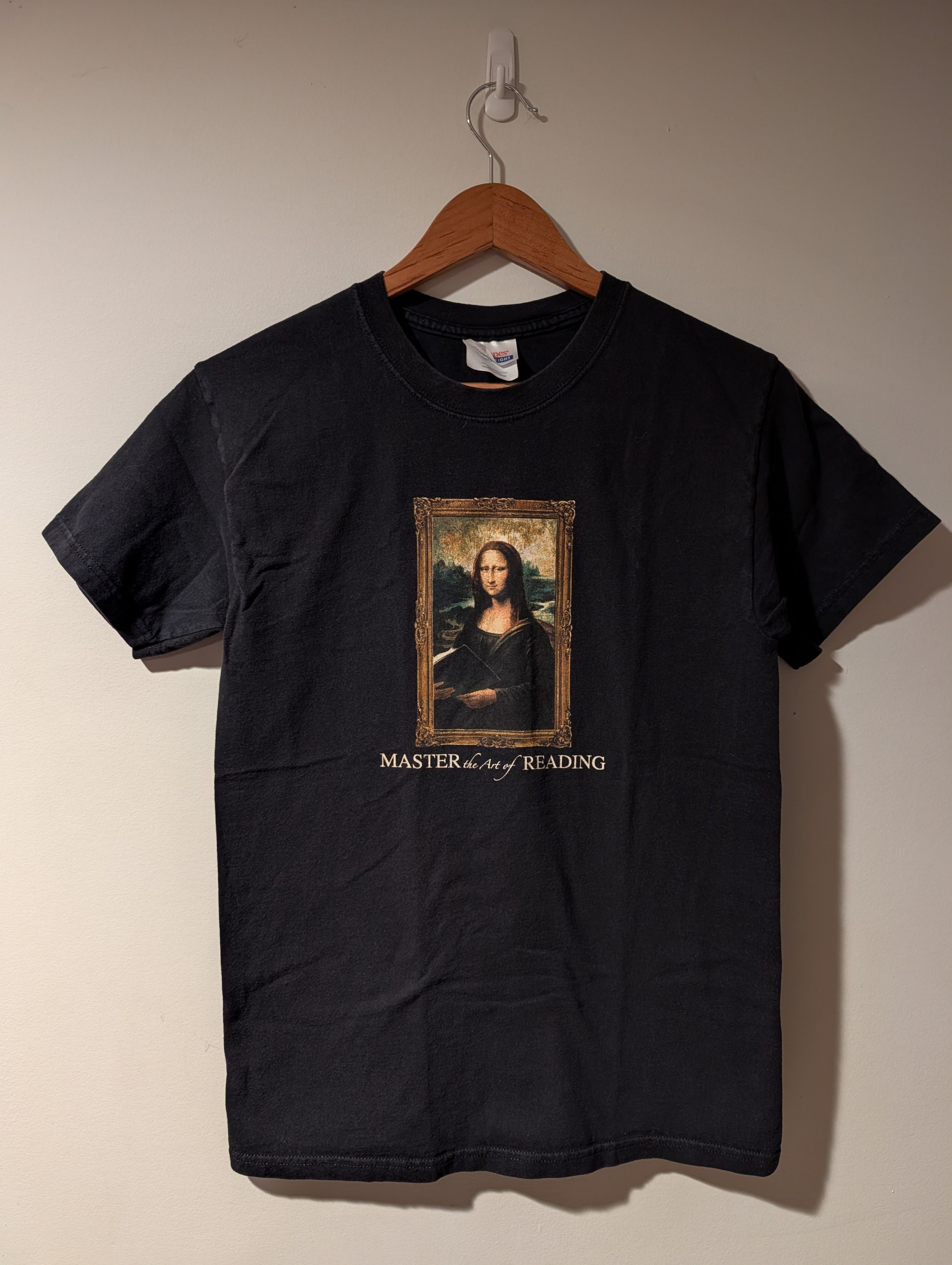 Arts & Science Vtg Hanes Mona Lisa Master the Art of Reading Art Tee Size US S / EU 44-46 / 1 - 1 Thumbnail