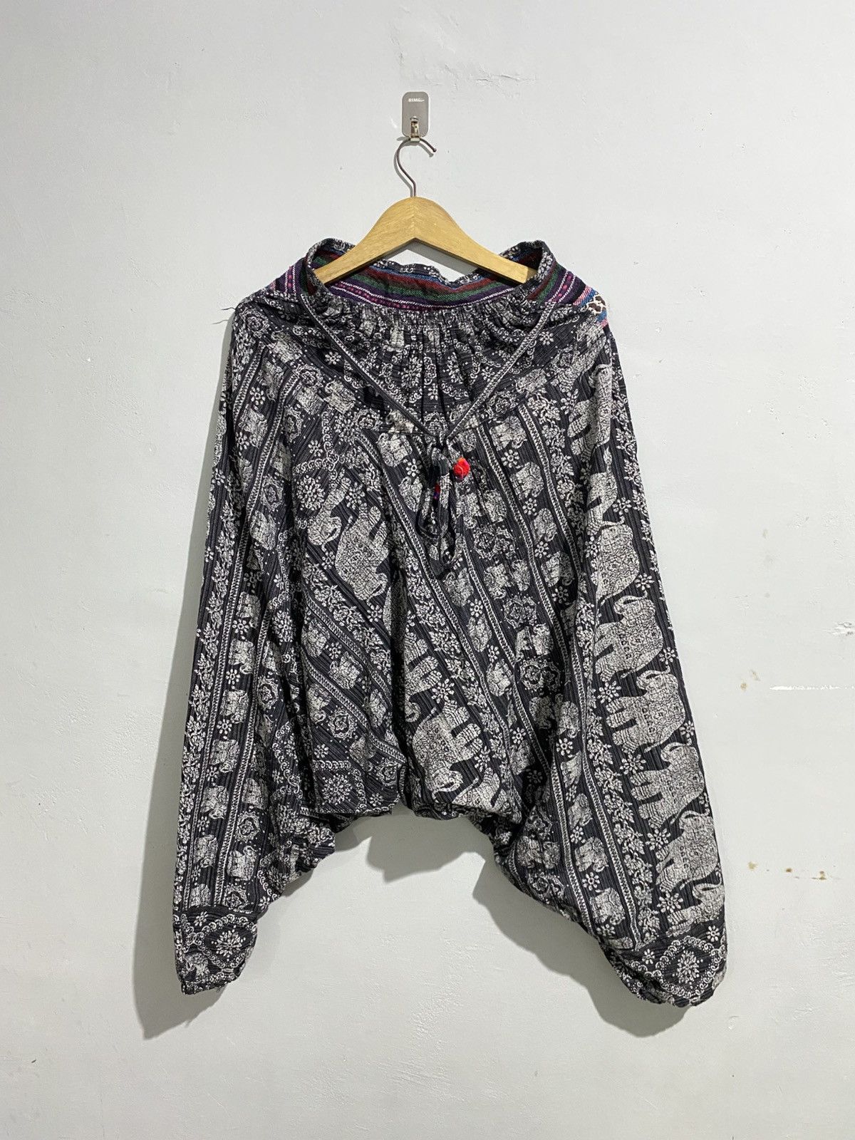 Japanese Brand Vintage japanese harem thailand traditional pants Size US 31 - 1 Thumbnail