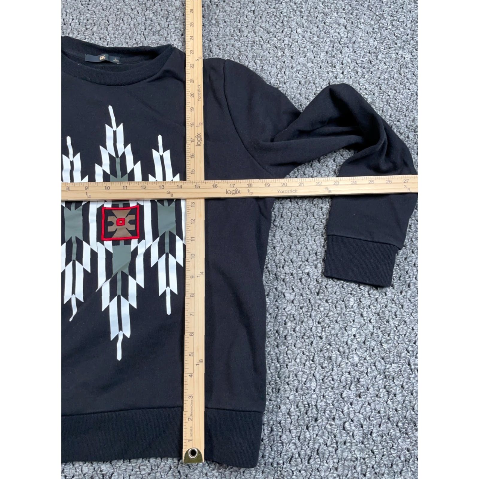 Vintage VINTAGE not applicable; use GXG Aztec Graphic Sweatshirt Women’s Large Black Crewneck Pullover Size L / US 10 / IT 46 - 5 Thumbnail