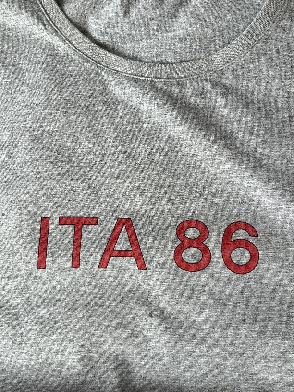 Prada Vintage Luxury Prada Tee Luna Rossa Size US XXL / EU 58 / 5 - 3 Thumbnail