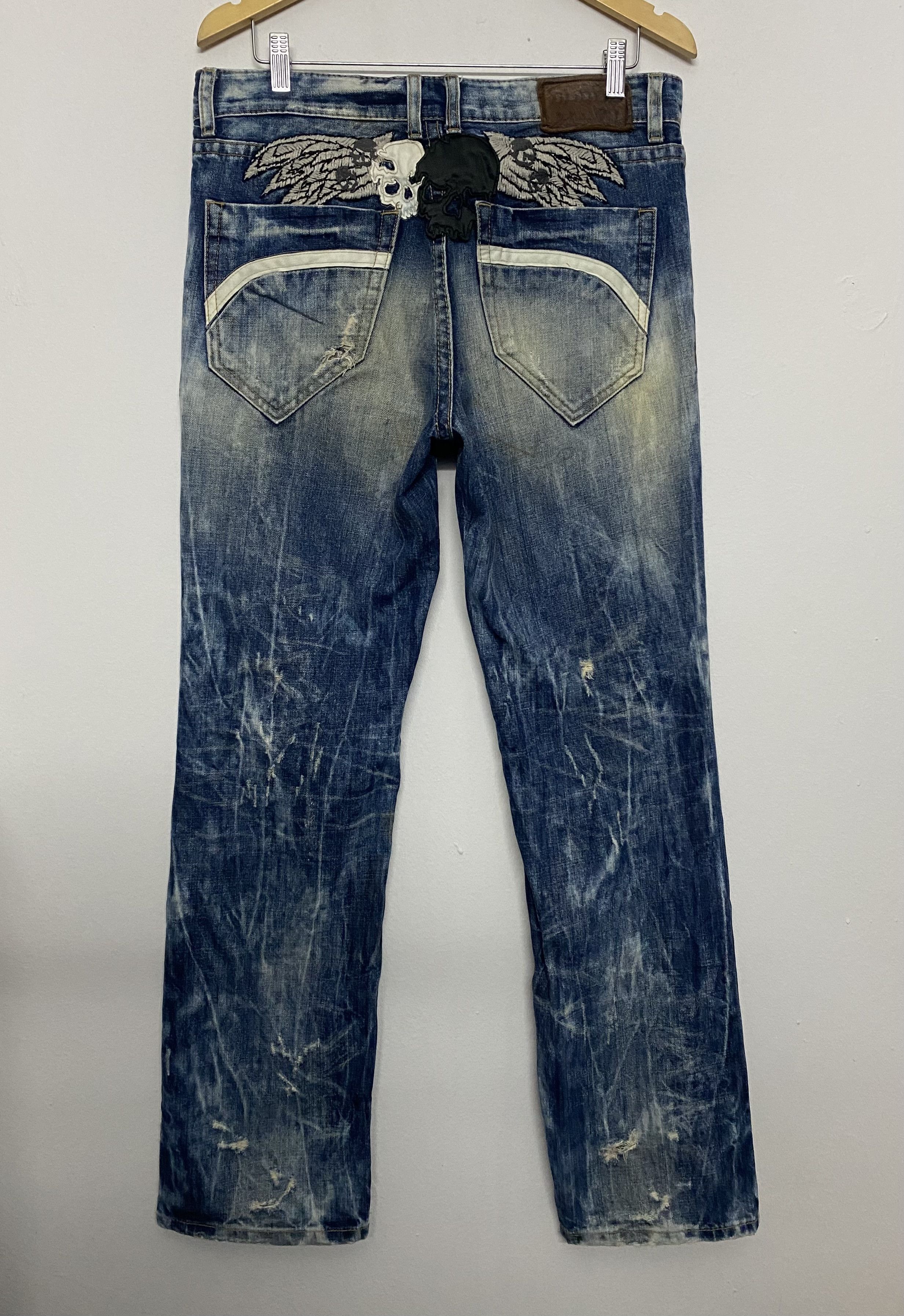 Vintage Cloud 72 Gothic Distressed Denim Jeans Ripped Skull Wing Size US 34 / EU 50 - 3 Thumbnail