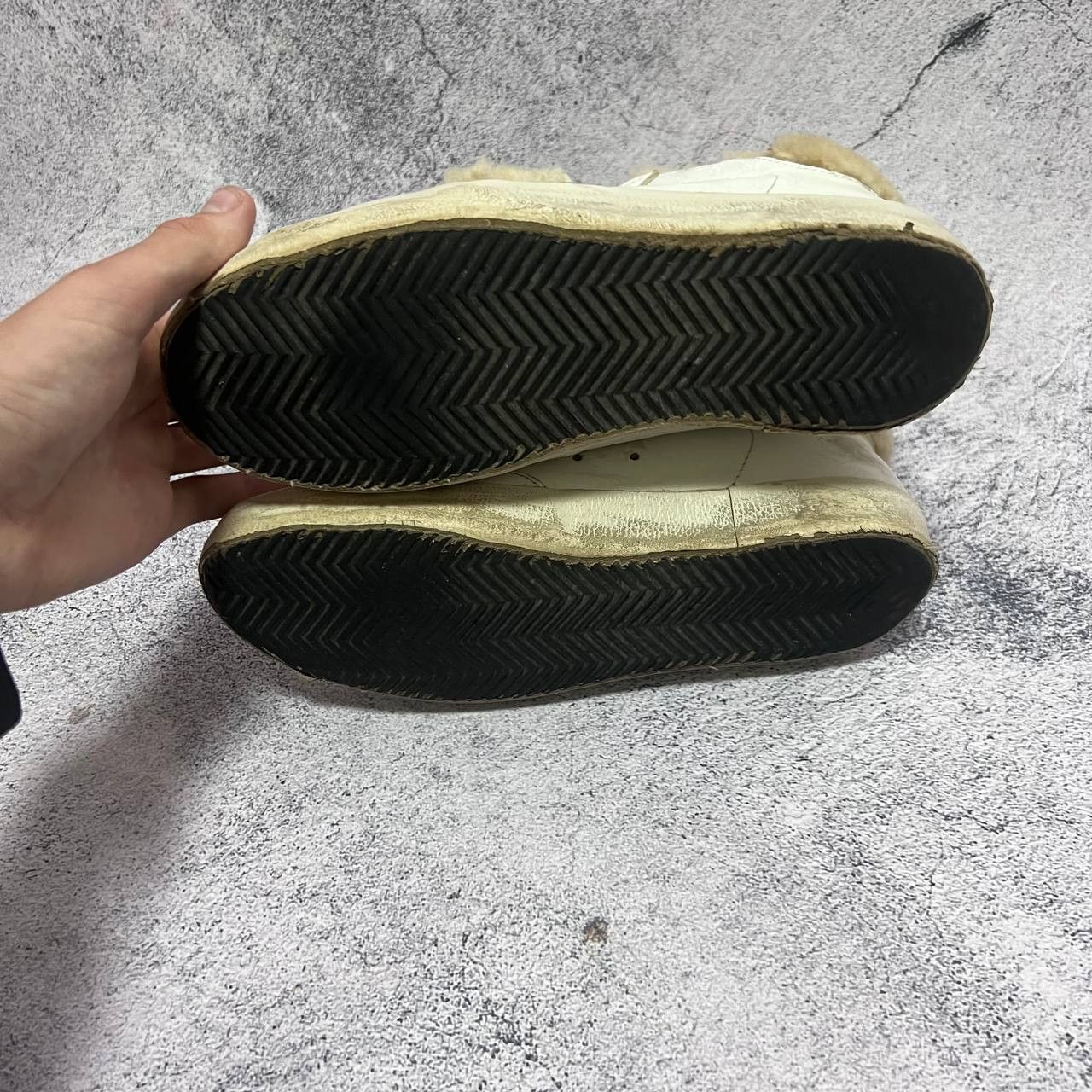 Golden Goose Women’s Golden Goose Deluxe SSTAR Low-Top Sneakers Fur Size US 8 / IT 38 - 7 Thumbnail