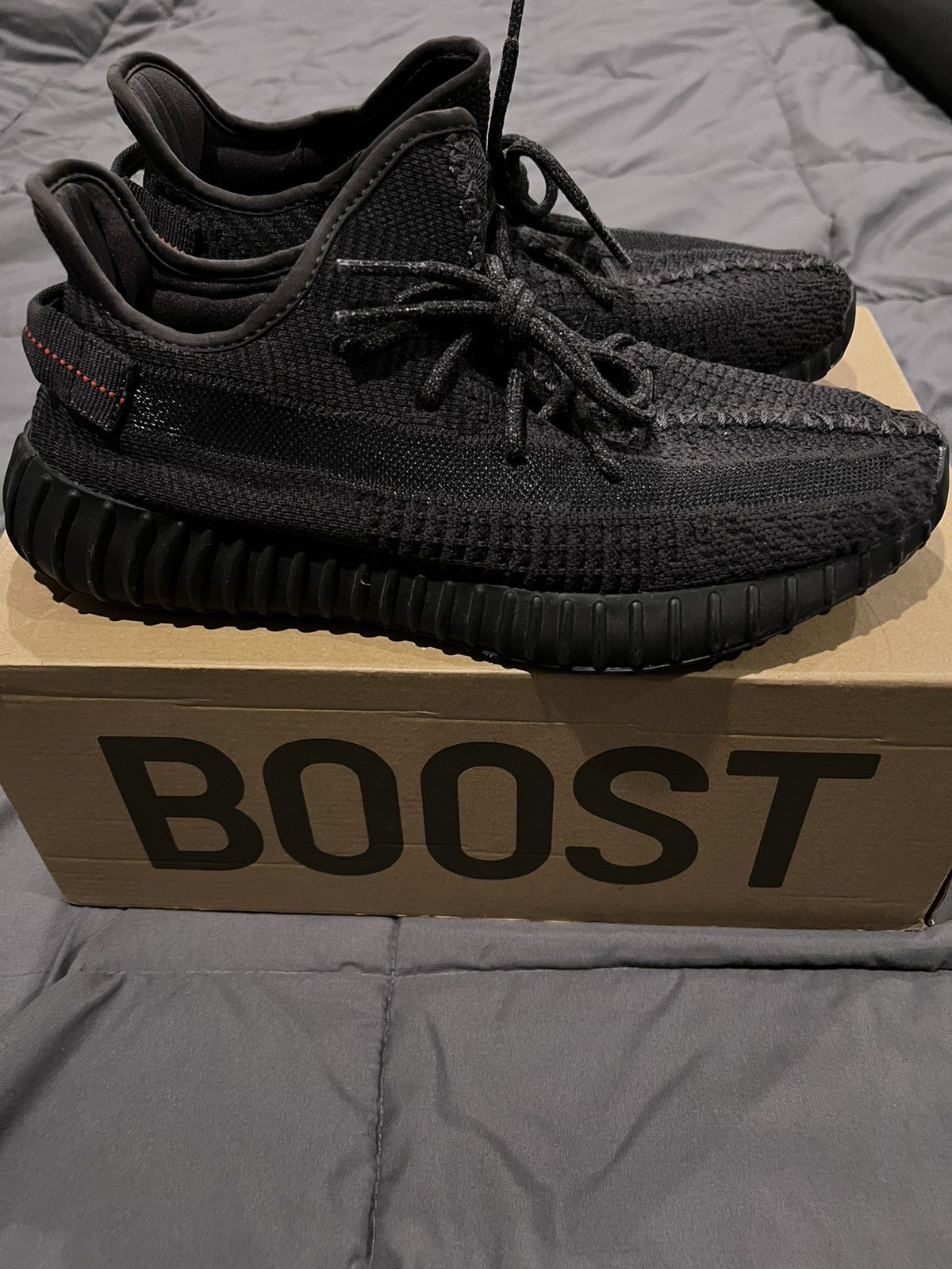 Adidas Yeezy 350 Boost v2 Size US 10 / EU 43 - 4 Thumbnail
