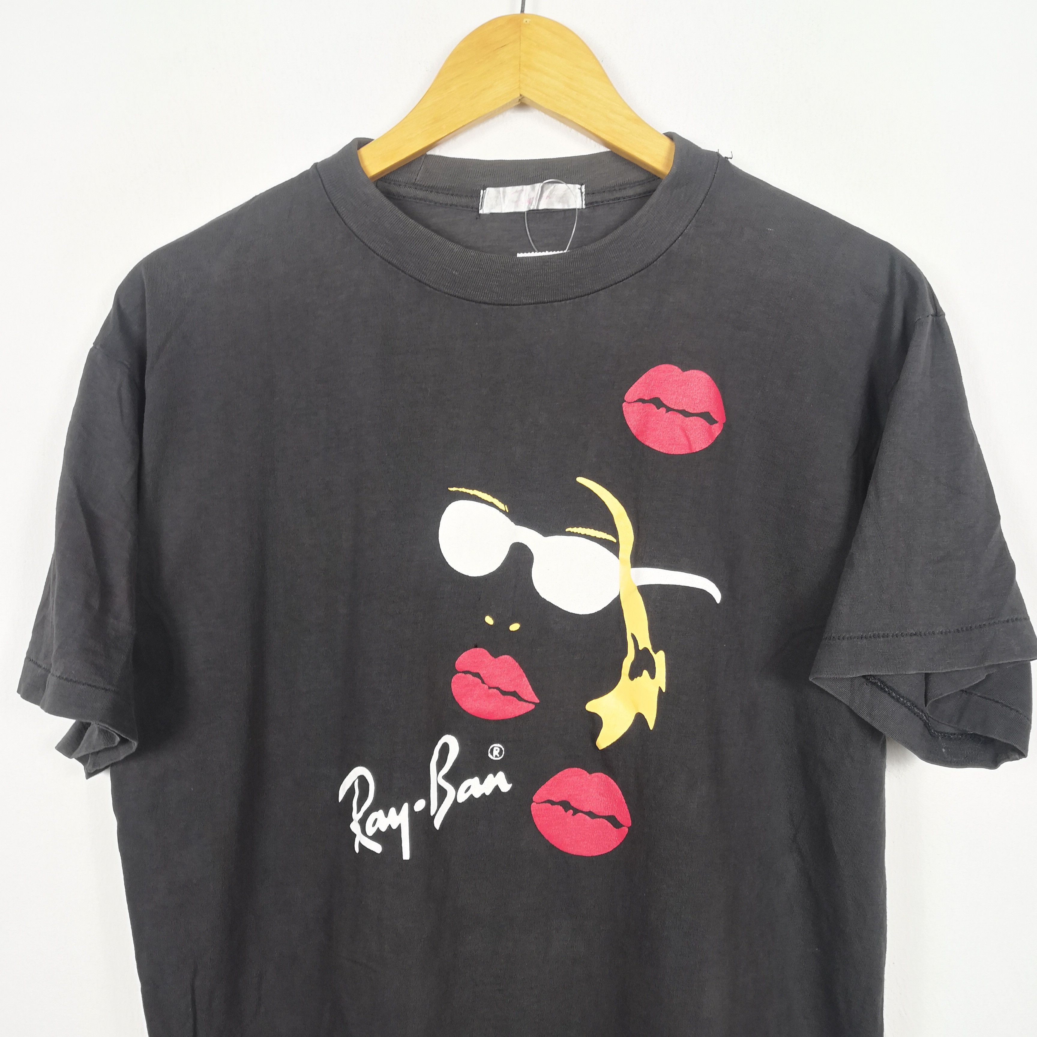 RayBan Vintage 90s Ray Ban T-Shirt Ray Ban Glasses Crewneck Tees Size US M / EU 48-50 / 2 - 2 Thumbnail