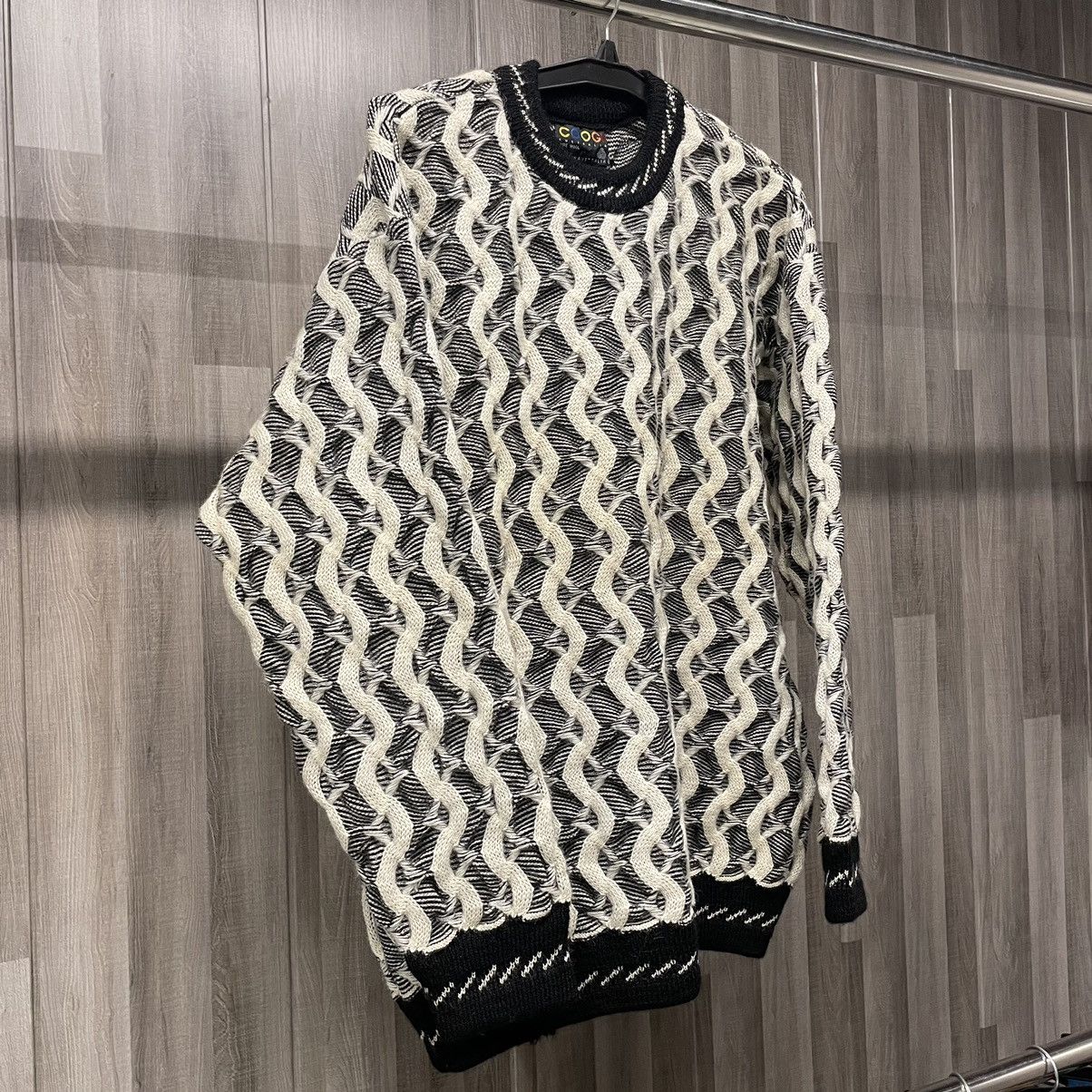 Coogi Vintage Coogi Australia Wavy Pattern 3D Knit Wool Sweater Size US L / EU 52-54 / 3 - 3 Thumbnail
