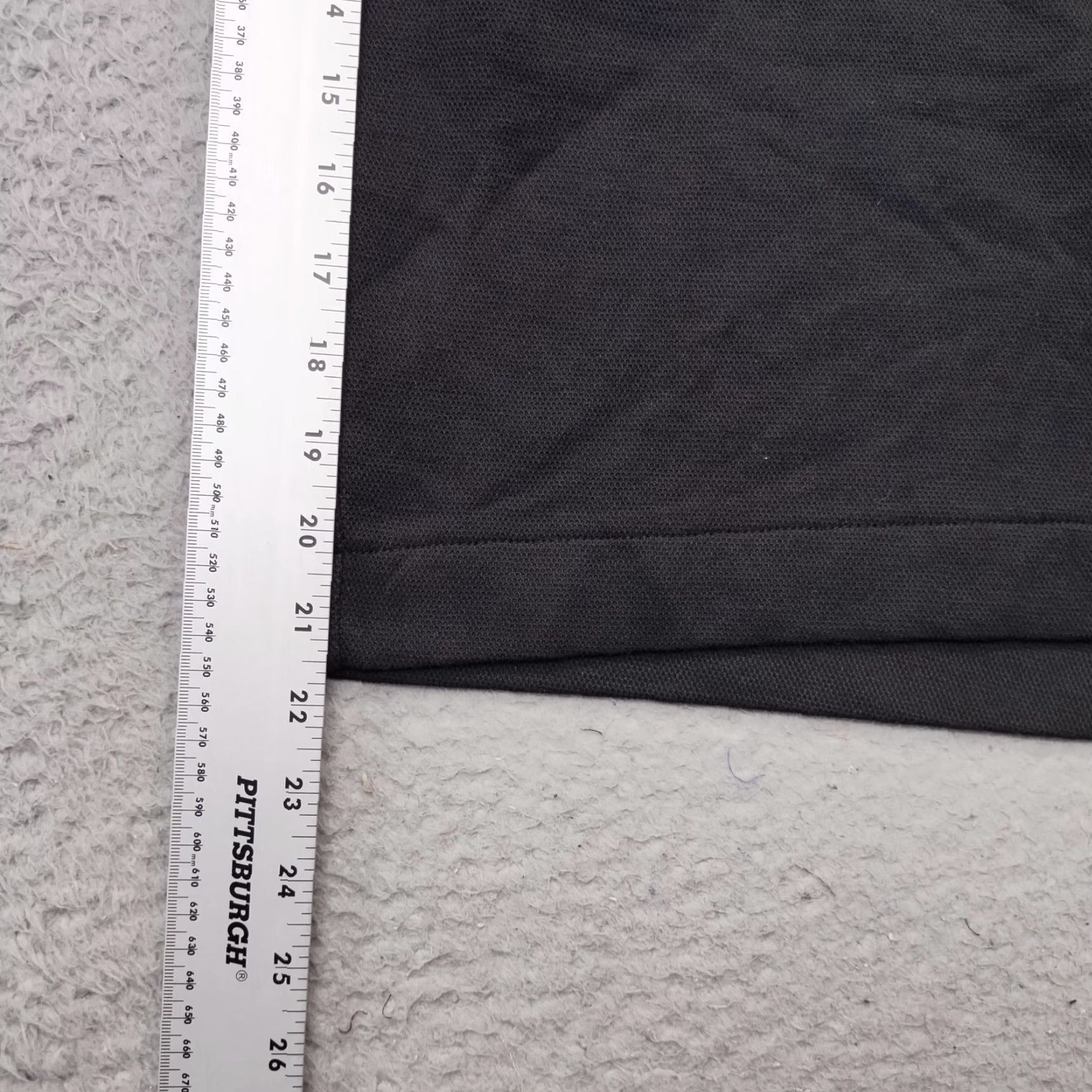 Vintage Shaquille O'Neal Bermuda Shorts Men 50 Black Dark Wash Stretch Pockets Slashed Cotton Polyester Bermuda Shorts Mens 50 Black stretch pockets dark wash Size US 34 / EU 50 - 3 Thumbnail
