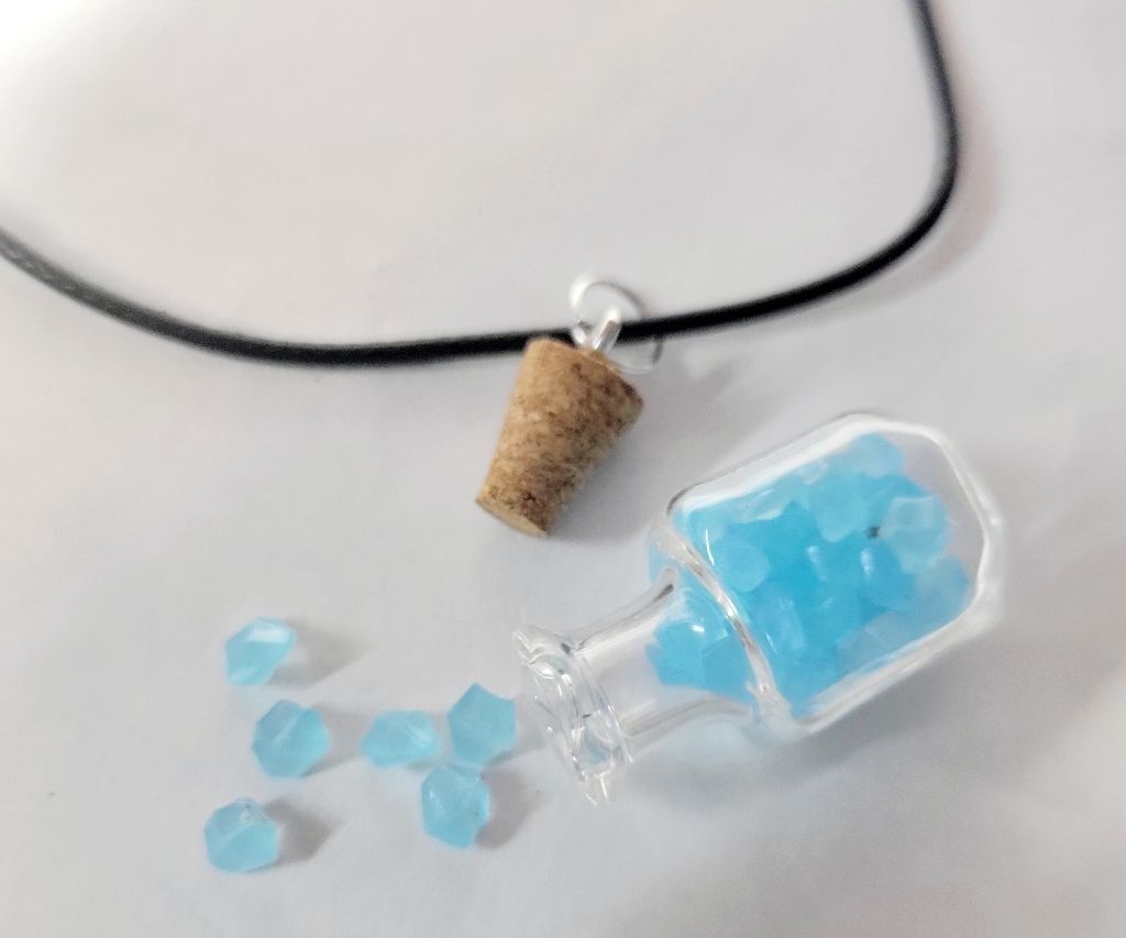 Handmade Hand crafted glow in the dark pendant necklace Size ONE SIZE - 3 Thumbnail