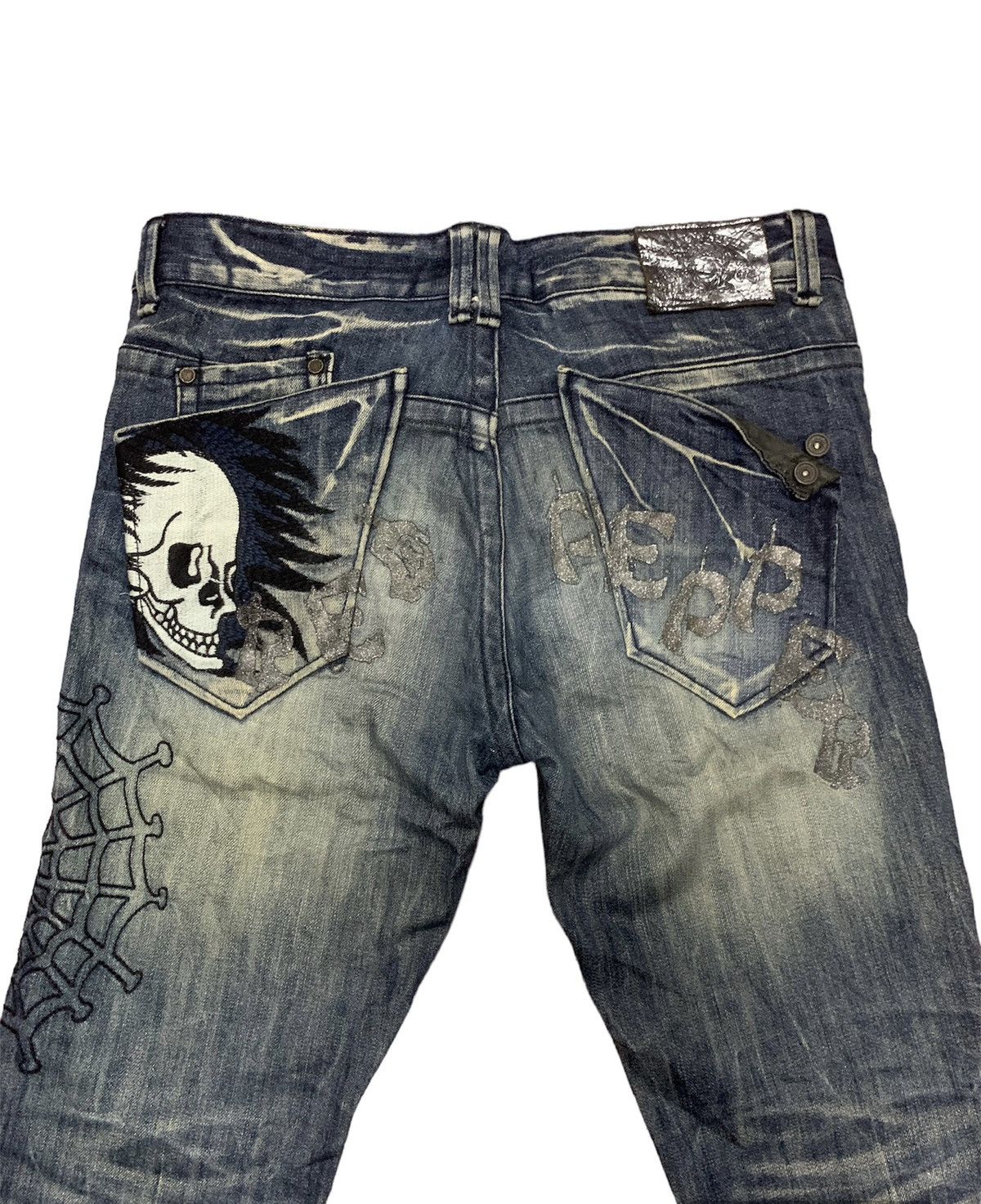 If Six Was Nine Red Pepper Embroidered Skull Jeans Size US 33 - 7 Thumbnail