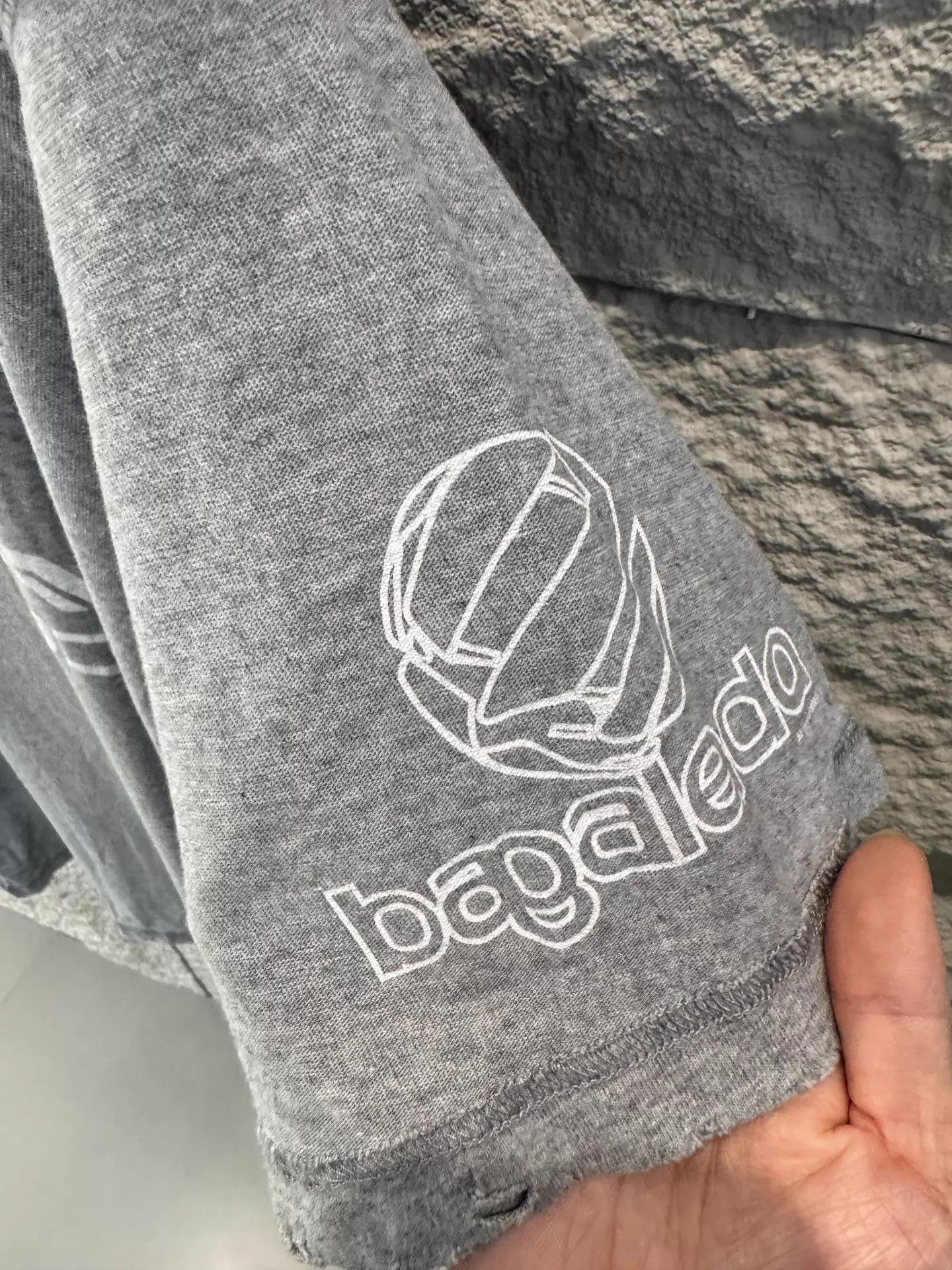 Balenciaga Balenciaga Gray Distressed Logo Oversized Short Sleeve Tee1 Size US S / EU 44-46 / 1 - 2 Thumbnail