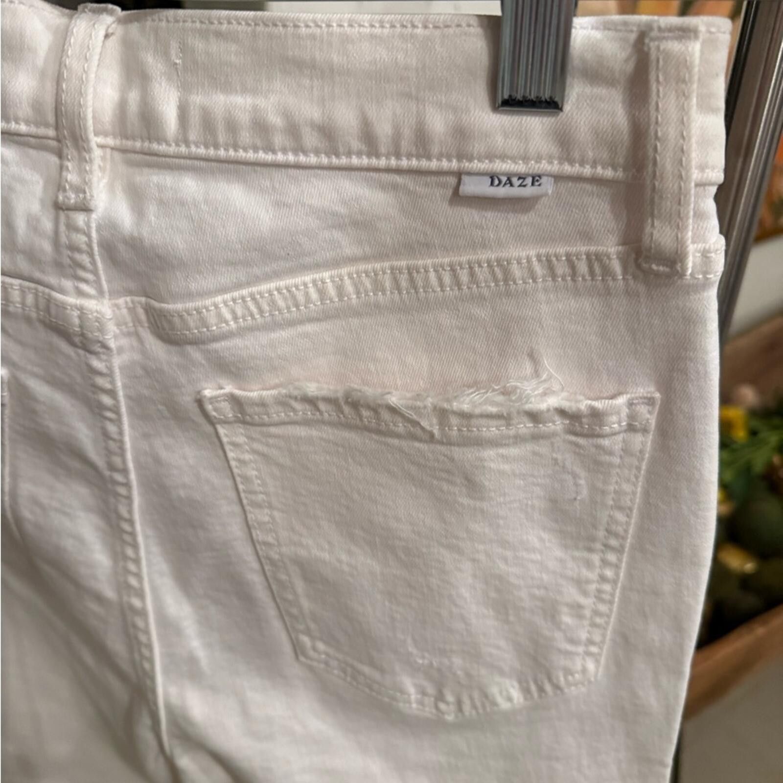 Dale Of Norway DAZE Denim Shy Girl Marshmallow White Distressed Jeans 26 Size 26" / US 2 / IT 38 - 5 Thumbnail