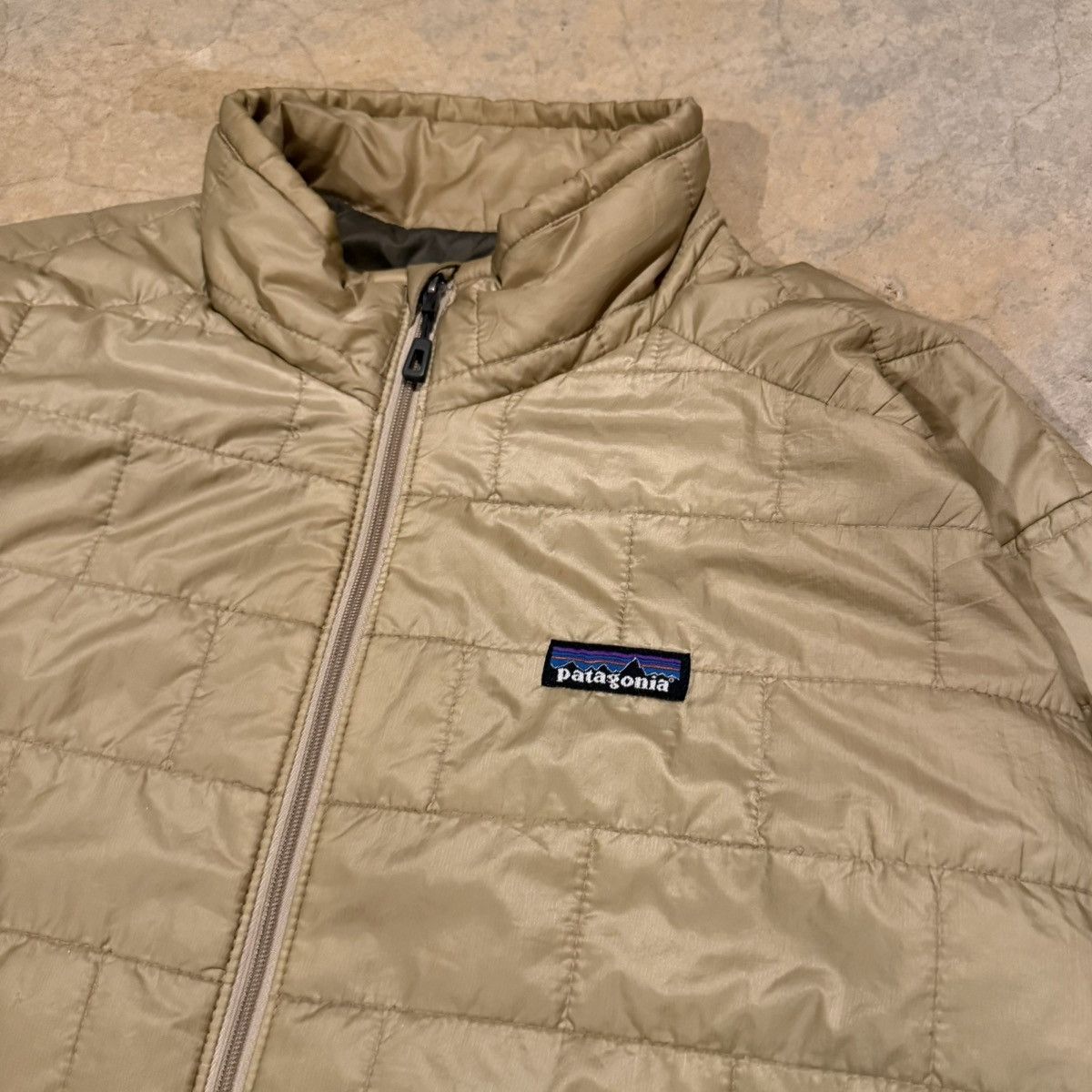 Patagonia Patagonia Nano Puff Primaloft Quilted Zip Jacket Gold Khaki Size US XL / EU 56 / 4 - 4 Thumbnail