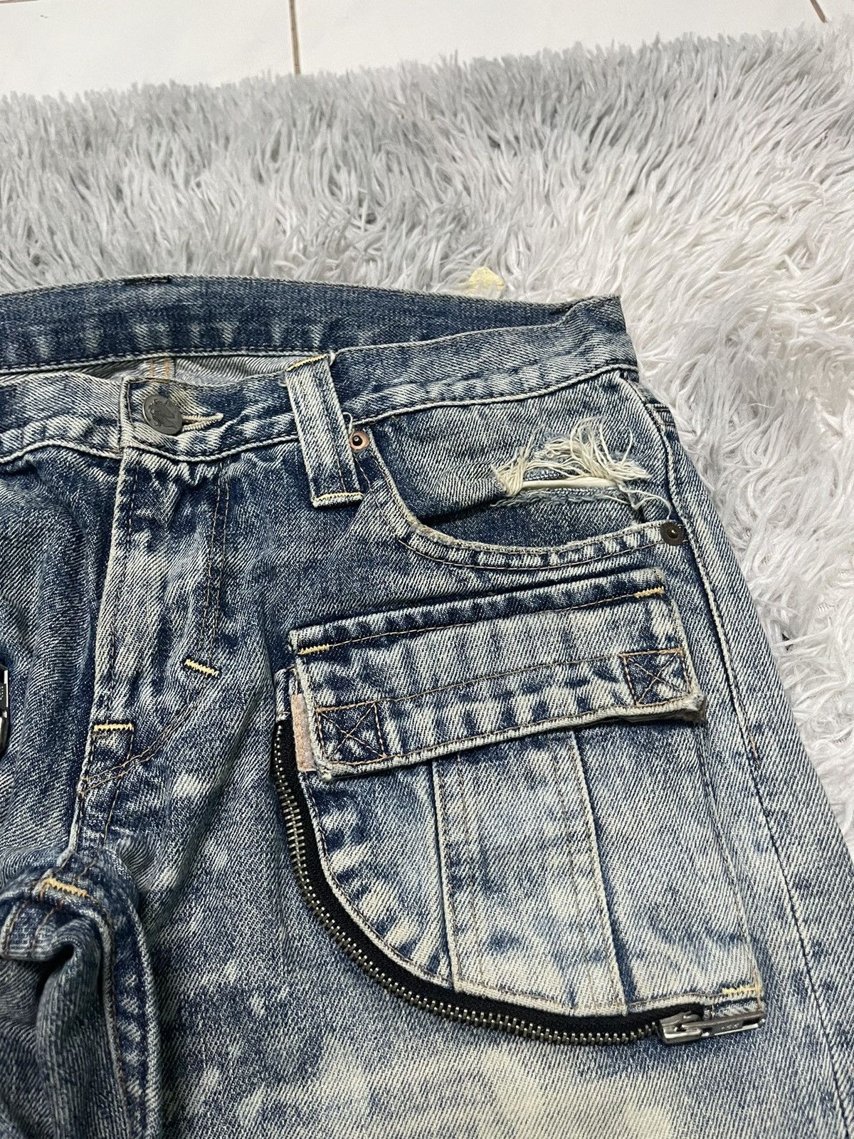Other 90s RNA BUSHPANT DISTRESSED WASHABLE JEANS RARE DESIGN Size US 29 - 10 Thumbnail