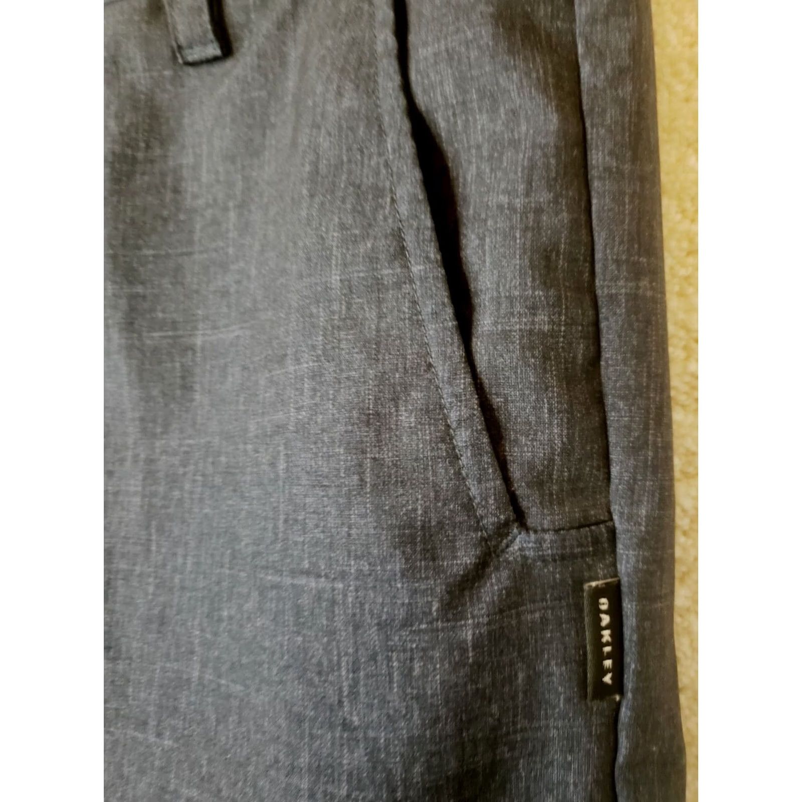 Oakley Oakley Hybrid Shorts 32 Mens Blue Chino Pockets Stretch Logo Casual Outdoor Size US 32 / EU 48 - 4 Thumbnail