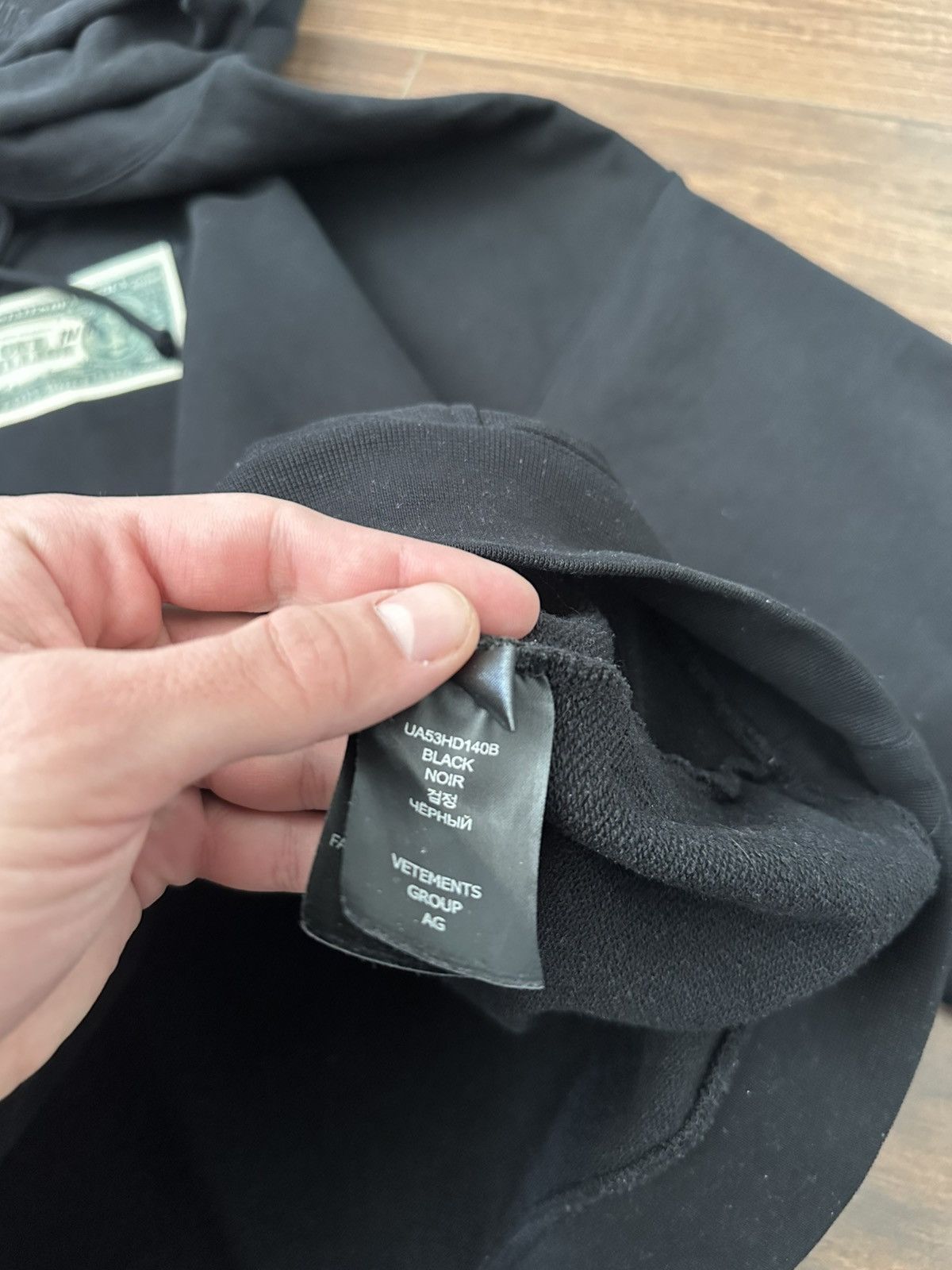 Vetements Vetements One In A Million Hoodie Size US M / EU 48-50 / 2 - 7 Thumbnail