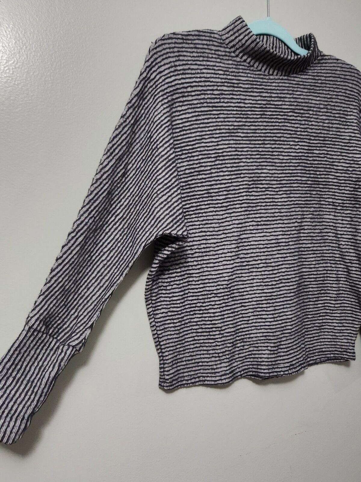 Designer Out From Under Amelia Striped Sweater Mockneck Small Blue Size S / US 4 / IT 40 - 9 Thumbnail