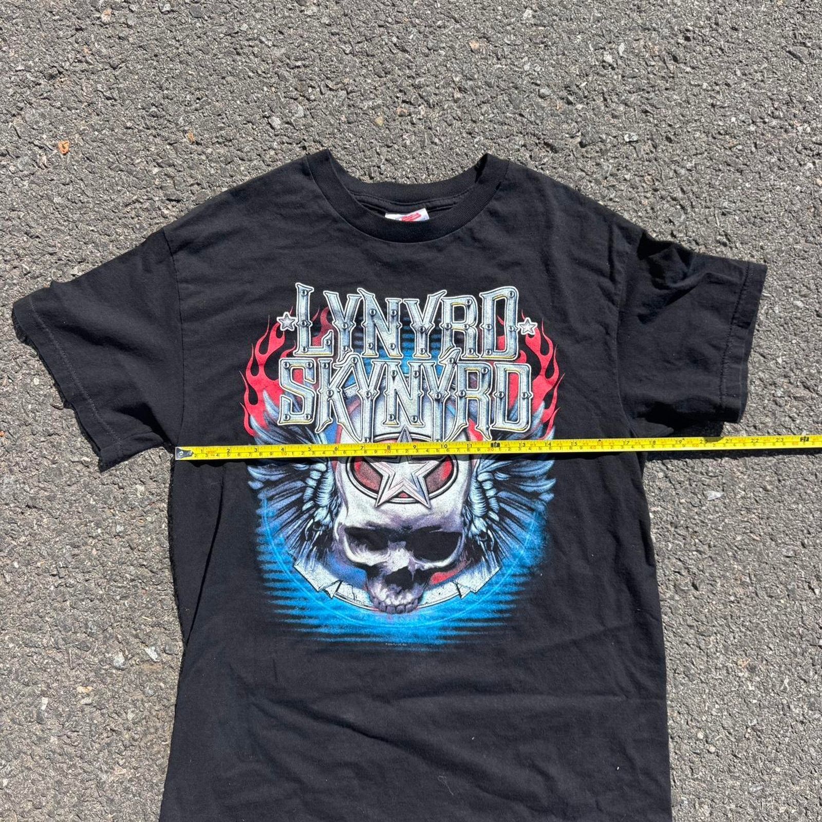 Vintage 2003 Vintage Lynyrd Skynyrd Skull Band T-Shirt Size Medium Size US M / EU 48-50 / 2 - 6 Thumbnail