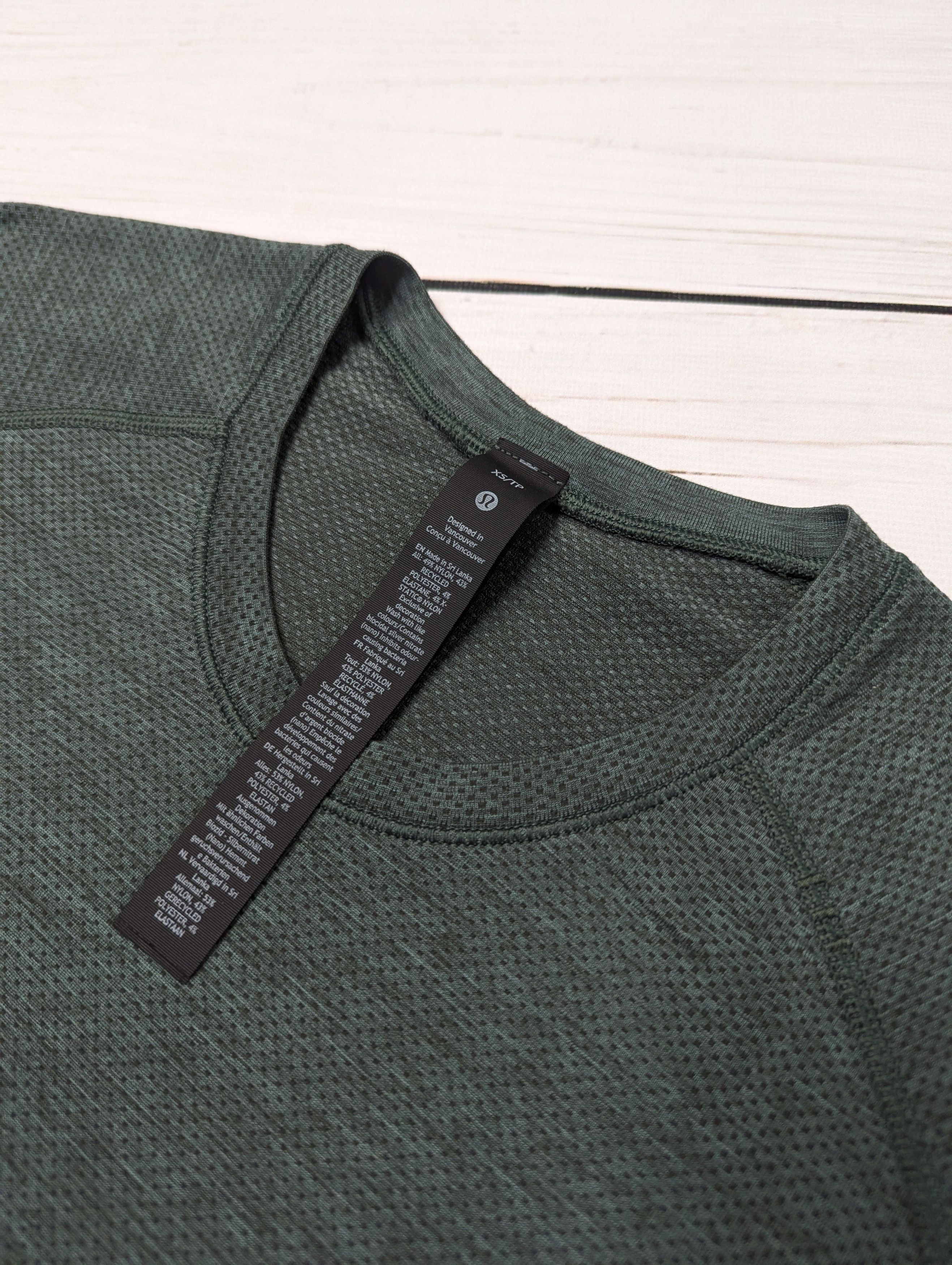 Lululemon Lululemon Metal Vent Tech 2.0 Short Sleeve Shirt XS Size US XS / EU 42 / 0 - 7 Thumbnail