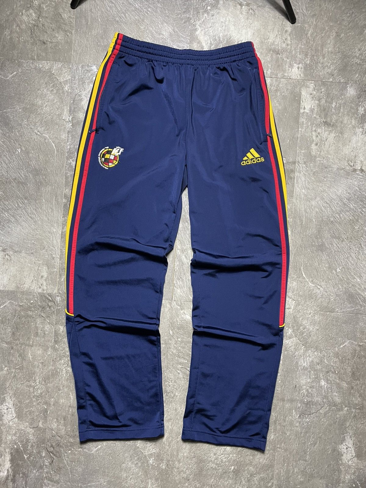 Adidas Vintage 90s Adidas Spain National Team Football Track Suit Size US L / EU 52-54 / 3 - 11 Thumbnail