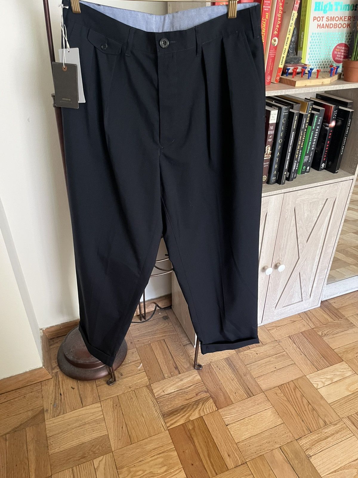 Beams Plus Beams Plus Cropped Double Pleat Chino Pant in Navy Size US 31 - 1 Thumbnail
