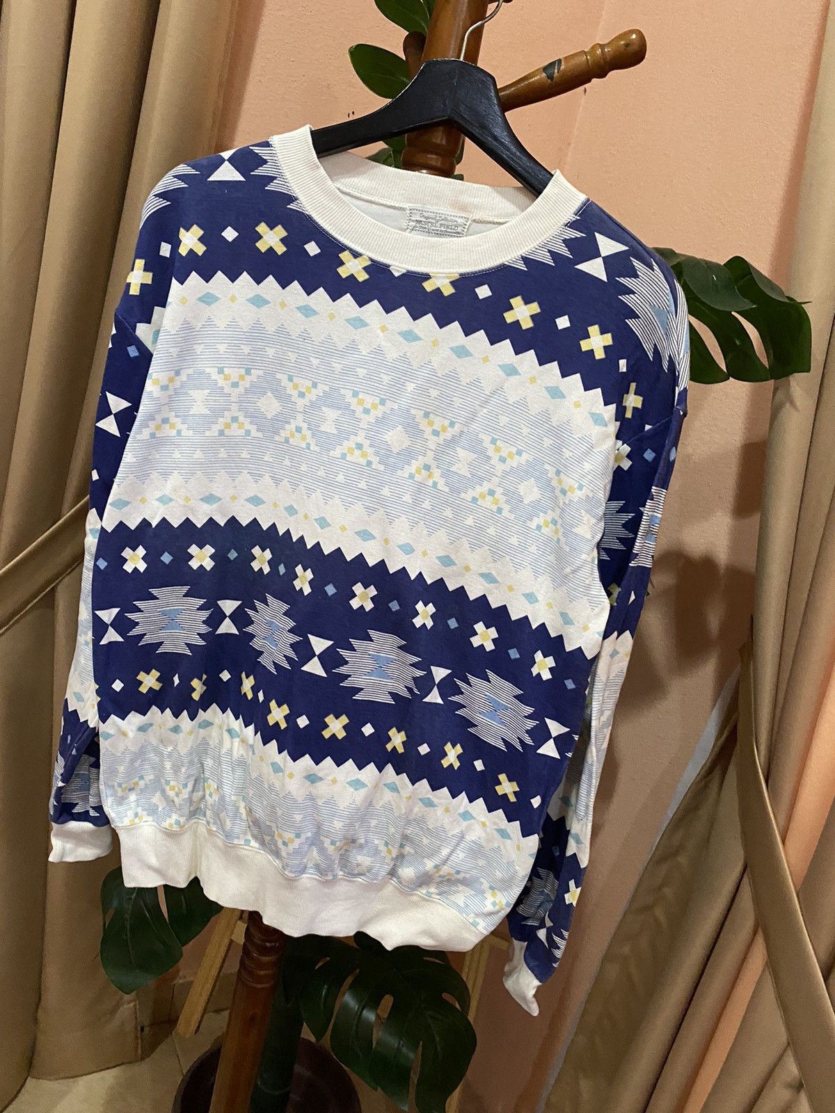 Vintage VINTAGE PASTEL FIELD NAVAJO SWEATSHIRT Size US L / EU 52-54 / 3 - 4 Thumbnail
