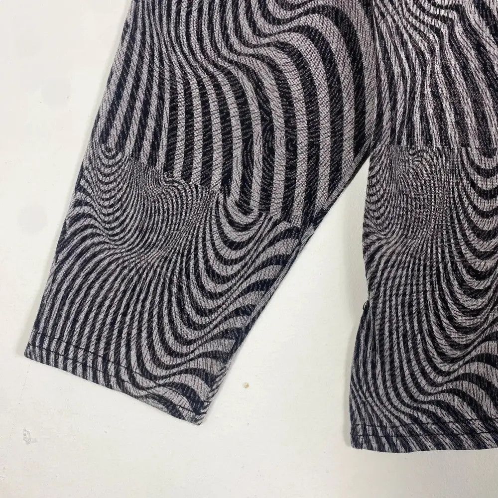 Japanese Brand Vintage 90's PSYCHEDELIC DESIGN Long Sleeve Tee Shirt Size M / US 6-8 / IT 42-44 - 3 Thumbnail