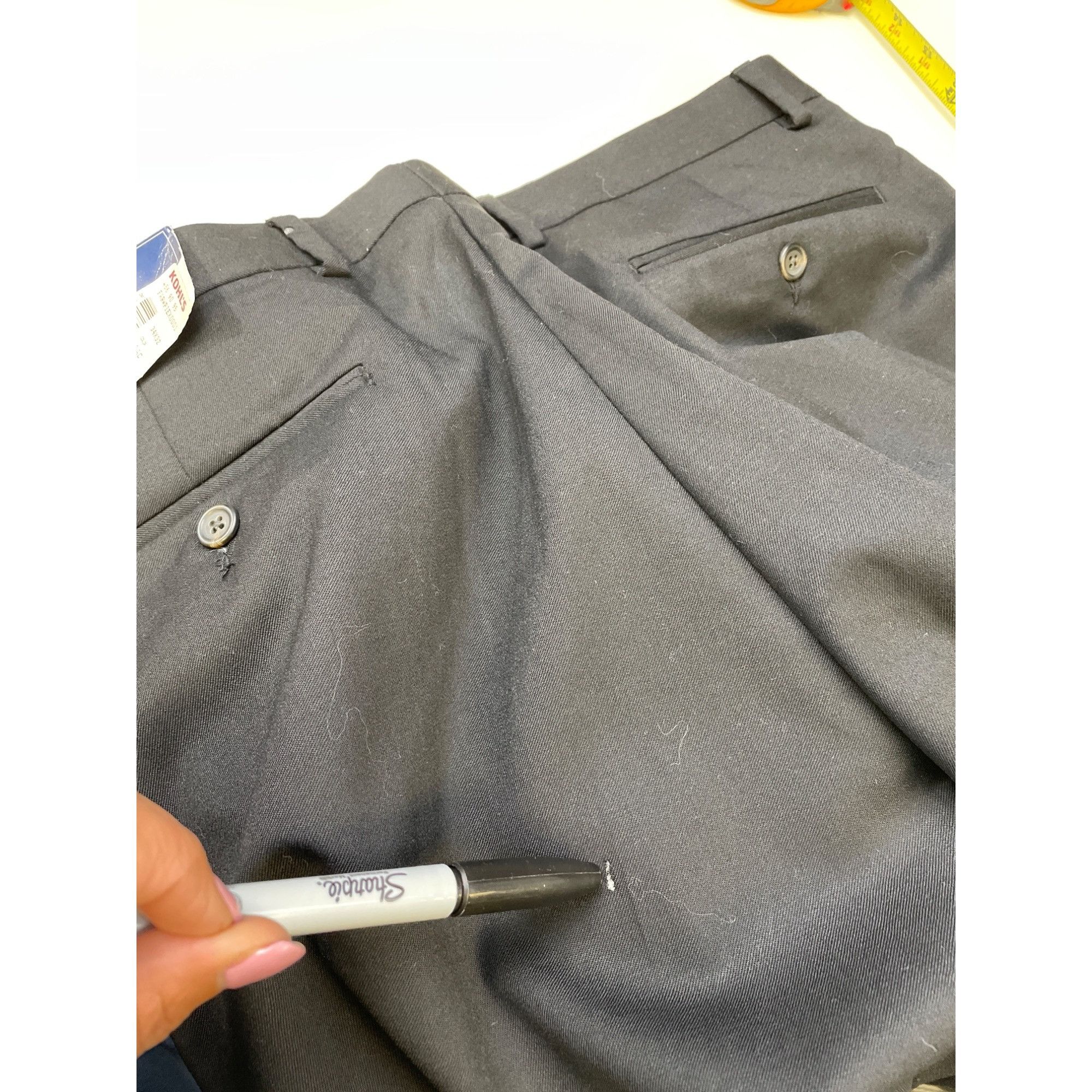 Chaps Chaps Men's Black Pleated Dress Pants Size 34 x 32 SKU 5992 Size US 34 / EU 50 - 8 Thumbnail
