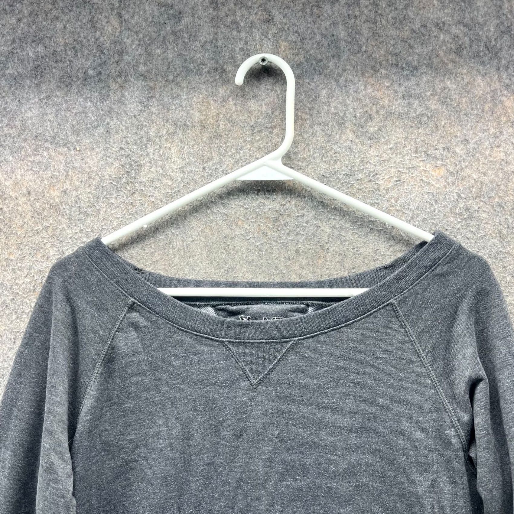 Under Armour Under Armour Sweatshirt Womens M Gray Pullover Long Sleeve Logo Activewear Size M / US 6-8 / IT 42-44 - 7 Thumbnail